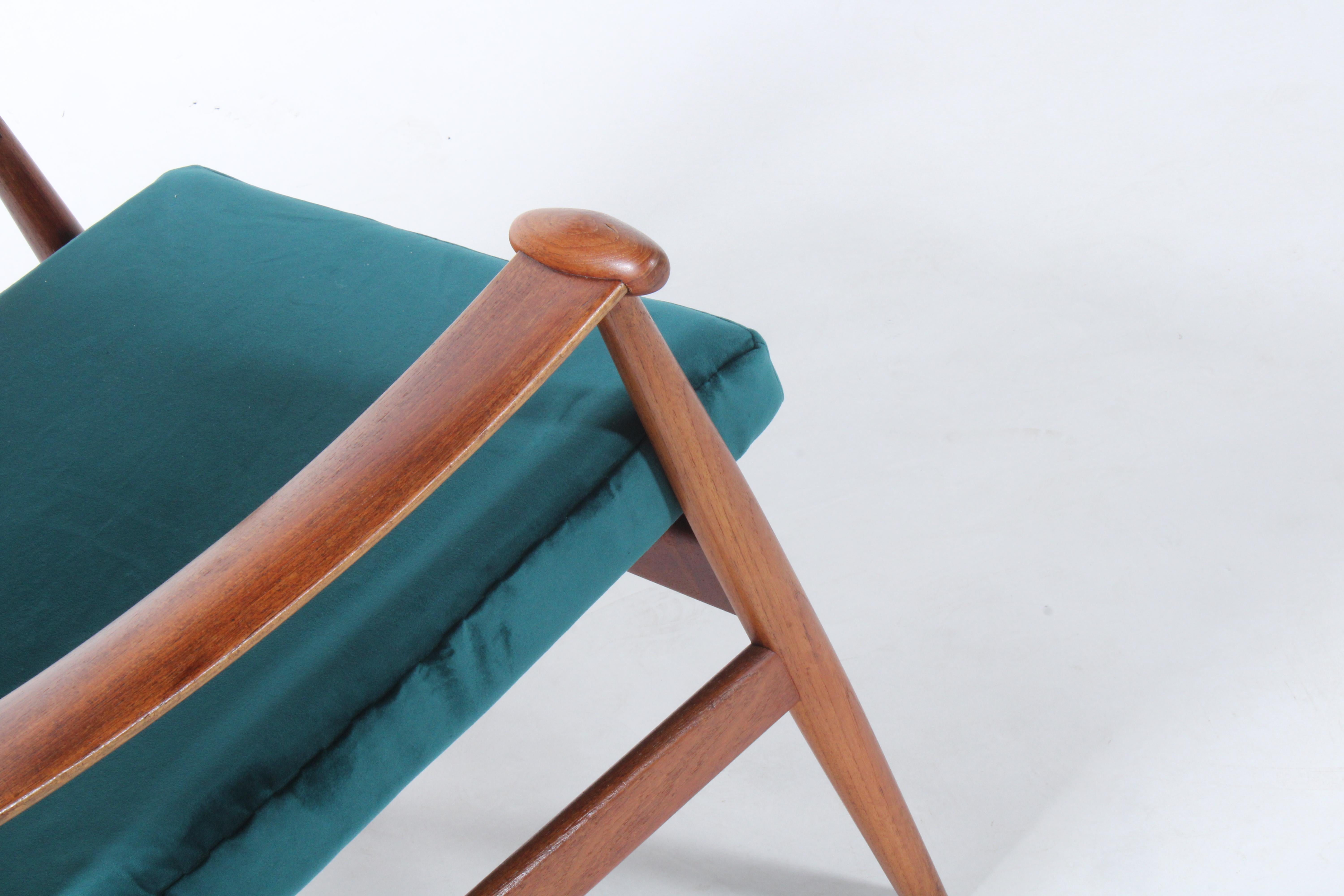Exquisite Mid Century Danish Spade Chair By Finn Juhl For France & Son In Teak For Sale 2
