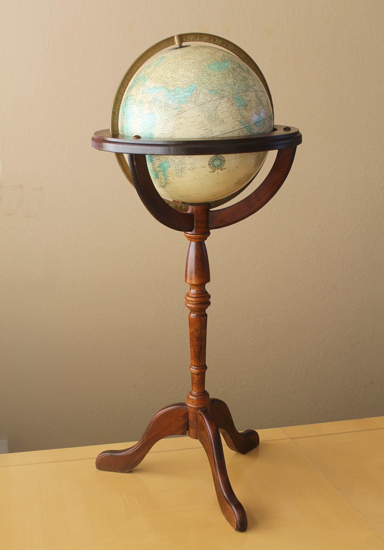 Exquisite Mid Century Imperial Terrestrial Standing Floor Globe Wood Library  For Sale 2