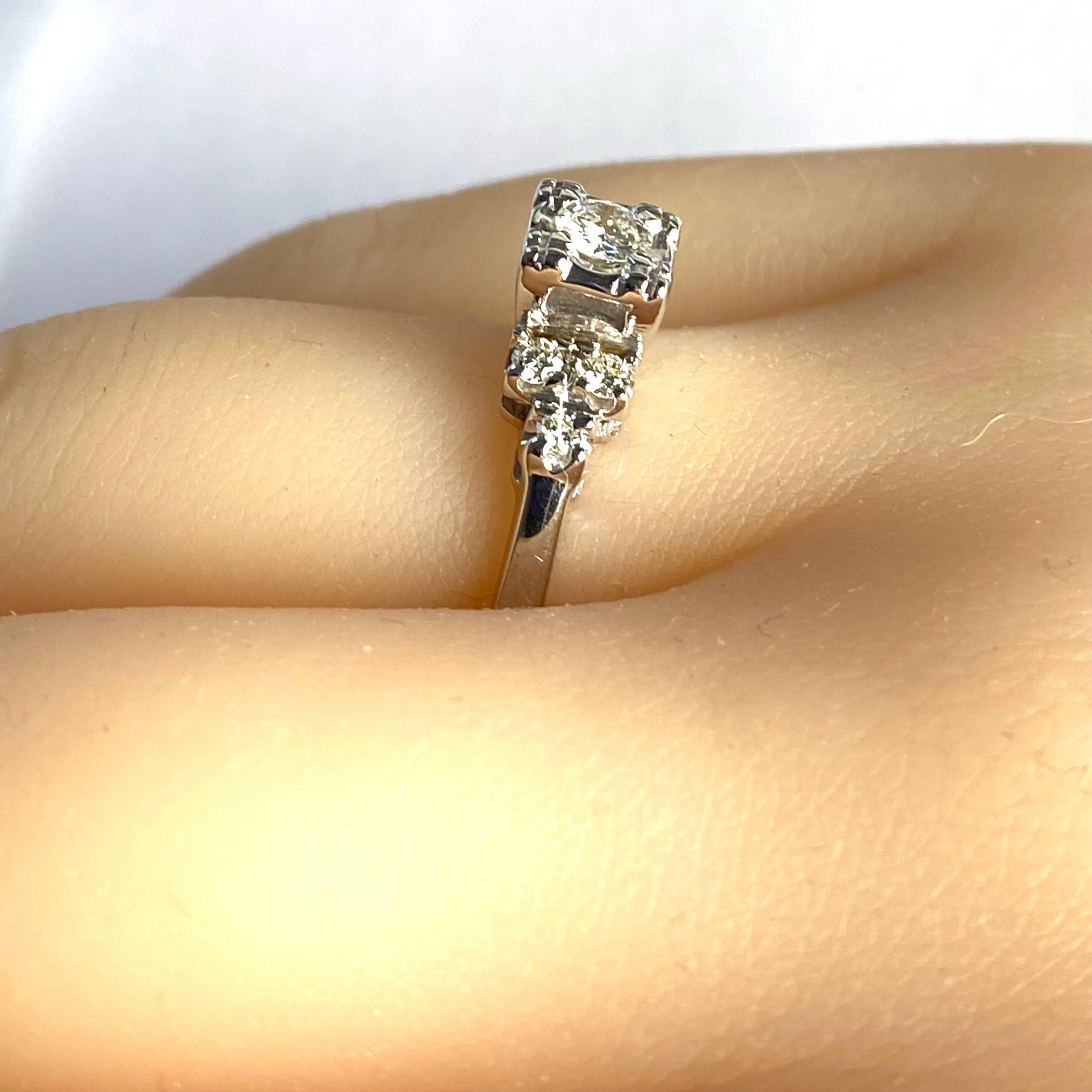 Exquisite Mid-Century Vintage Diamond Cocktail Ring in 14K White Gold For Sale 3