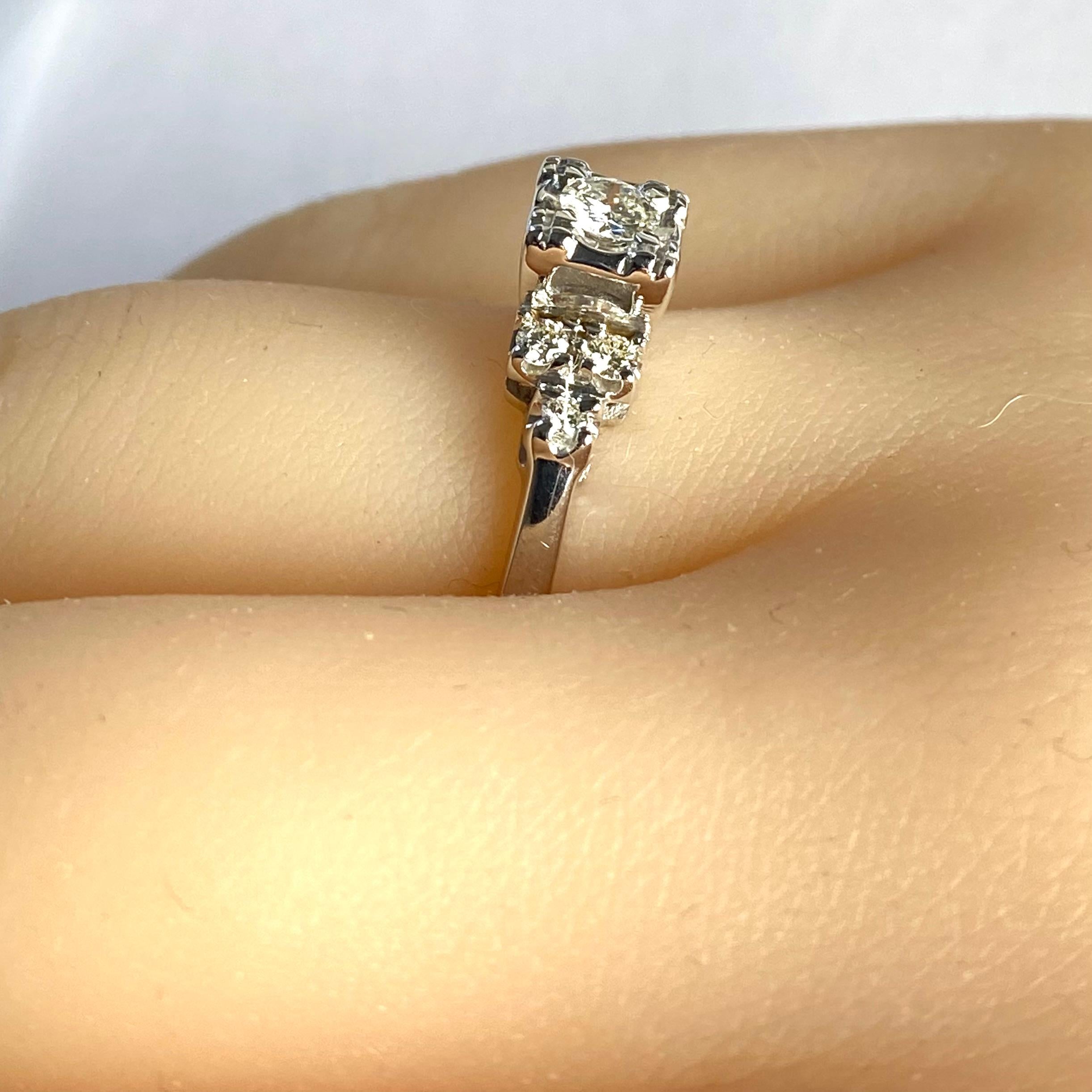 Round Cut Exquisite Mid-Century Vintage Diamond Cocktail Ring in 14K White Gold For Sale