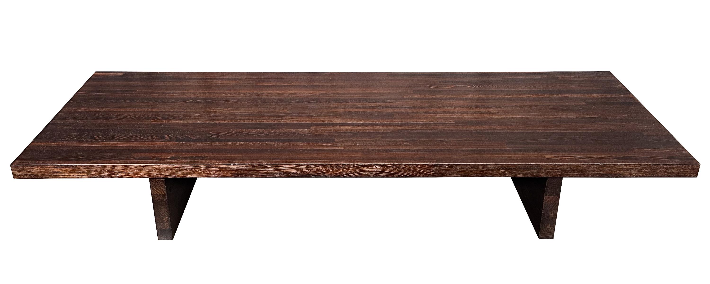 Mid-Century Modern Table basse moderne et minimaliste en bois de wengé massif en vente
