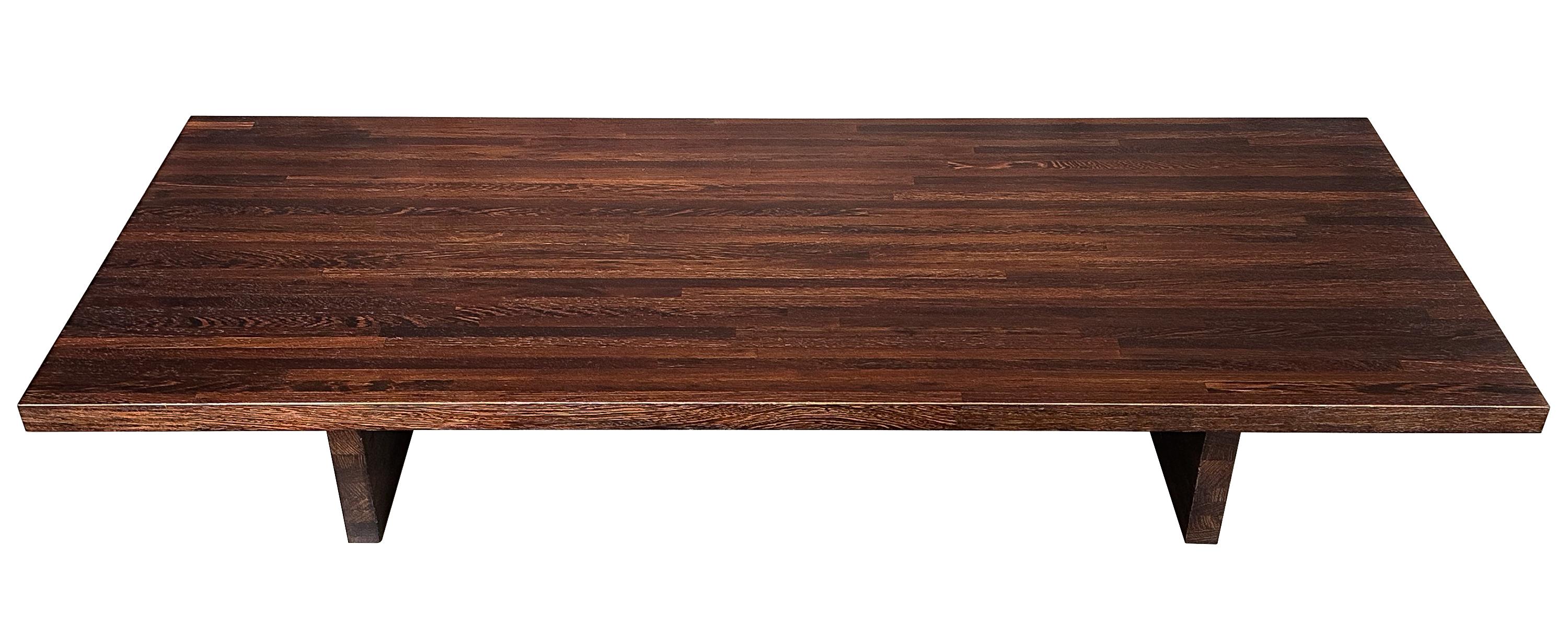 Belge Table basse moderne et minimaliste en bois de wengé massif en vente