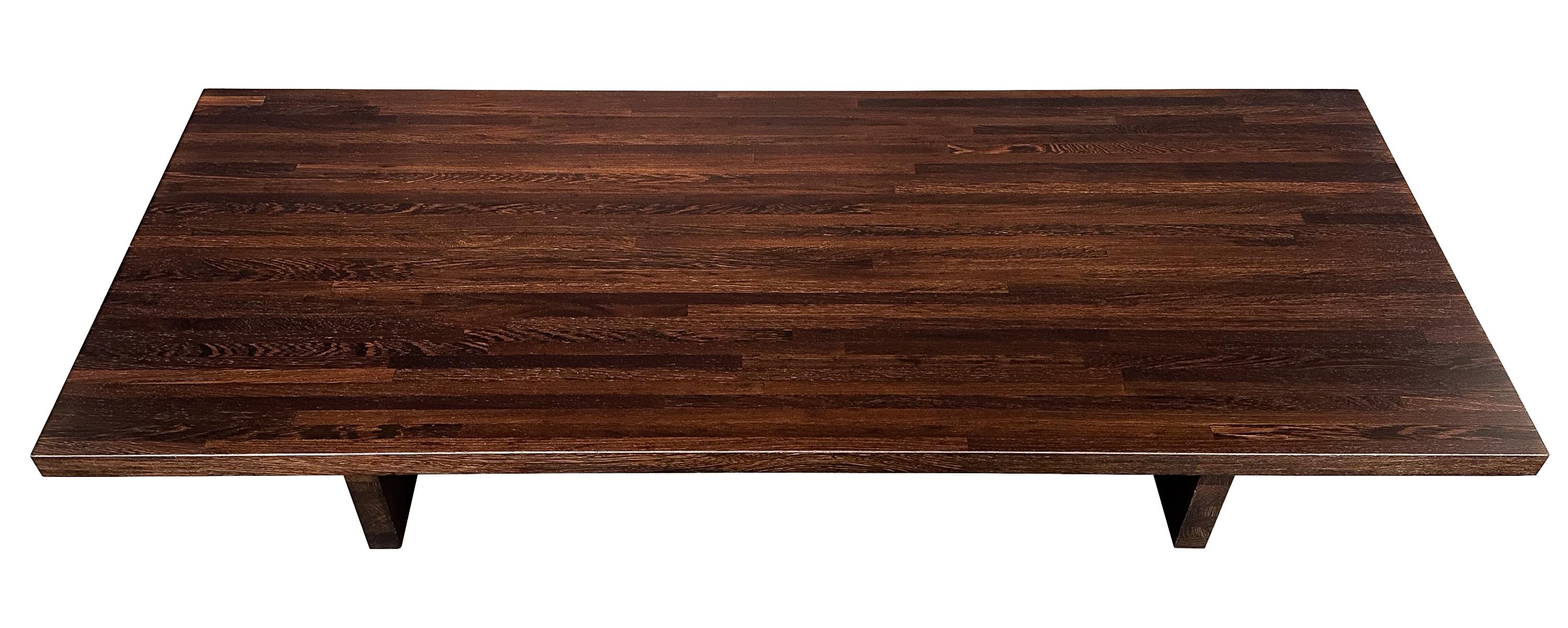 Table basse moderne et minimaliste en bois de wengé massif Bon état - En vente à Chicago, IL