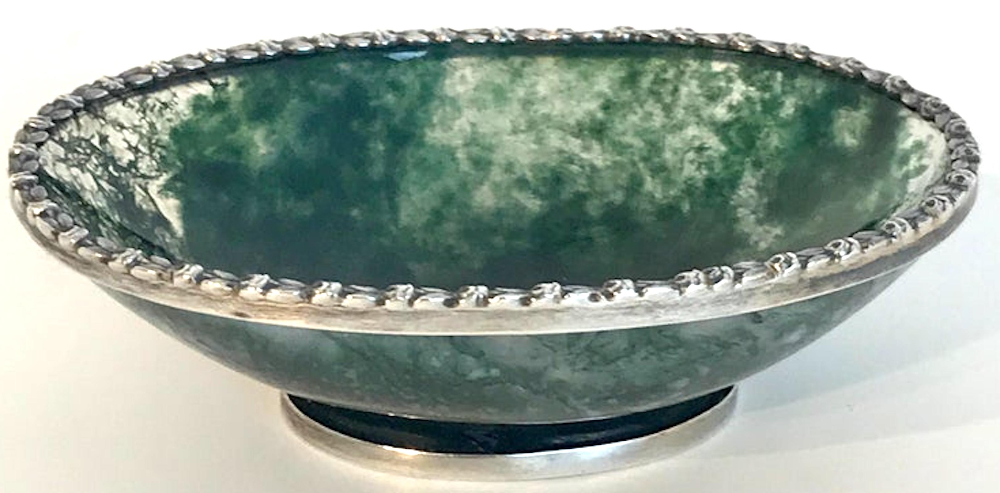 Exquisite Moss Agate Pedestal Bowl with Silver Mounts, Unmarked, Early 20th C. For Sale 3