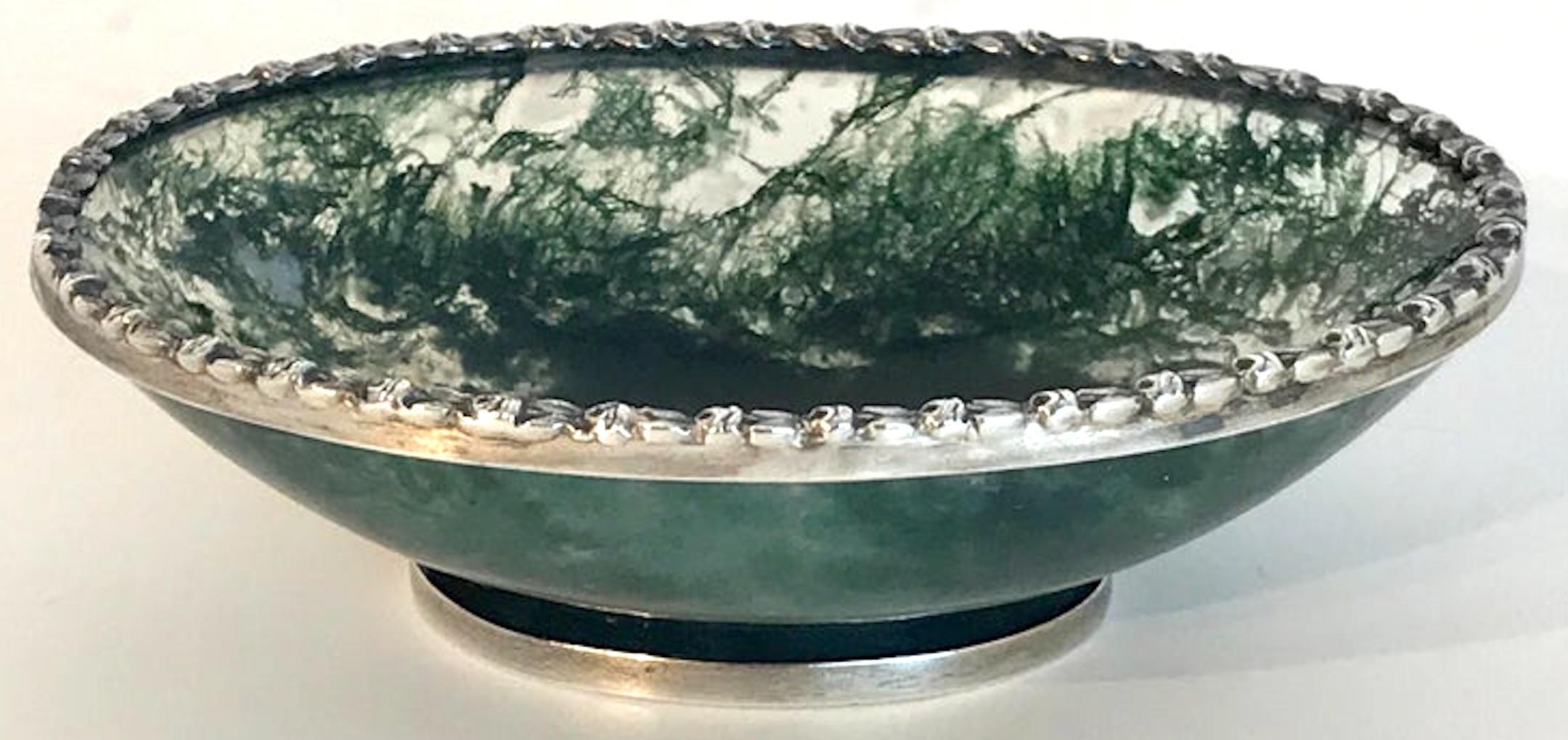 20th Century Exquisite Moss Agate Pedestal Bowl with Silver Mounts, Unmarked, Early 20th C. For Sale