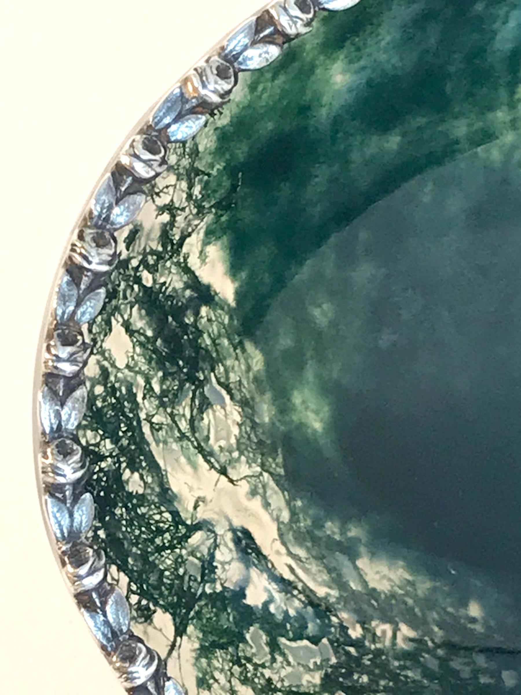 Exquisite Moss Agate Pedestal Bowl with Silver Mounts, Unmarked, Early 20th C. For Sale 1