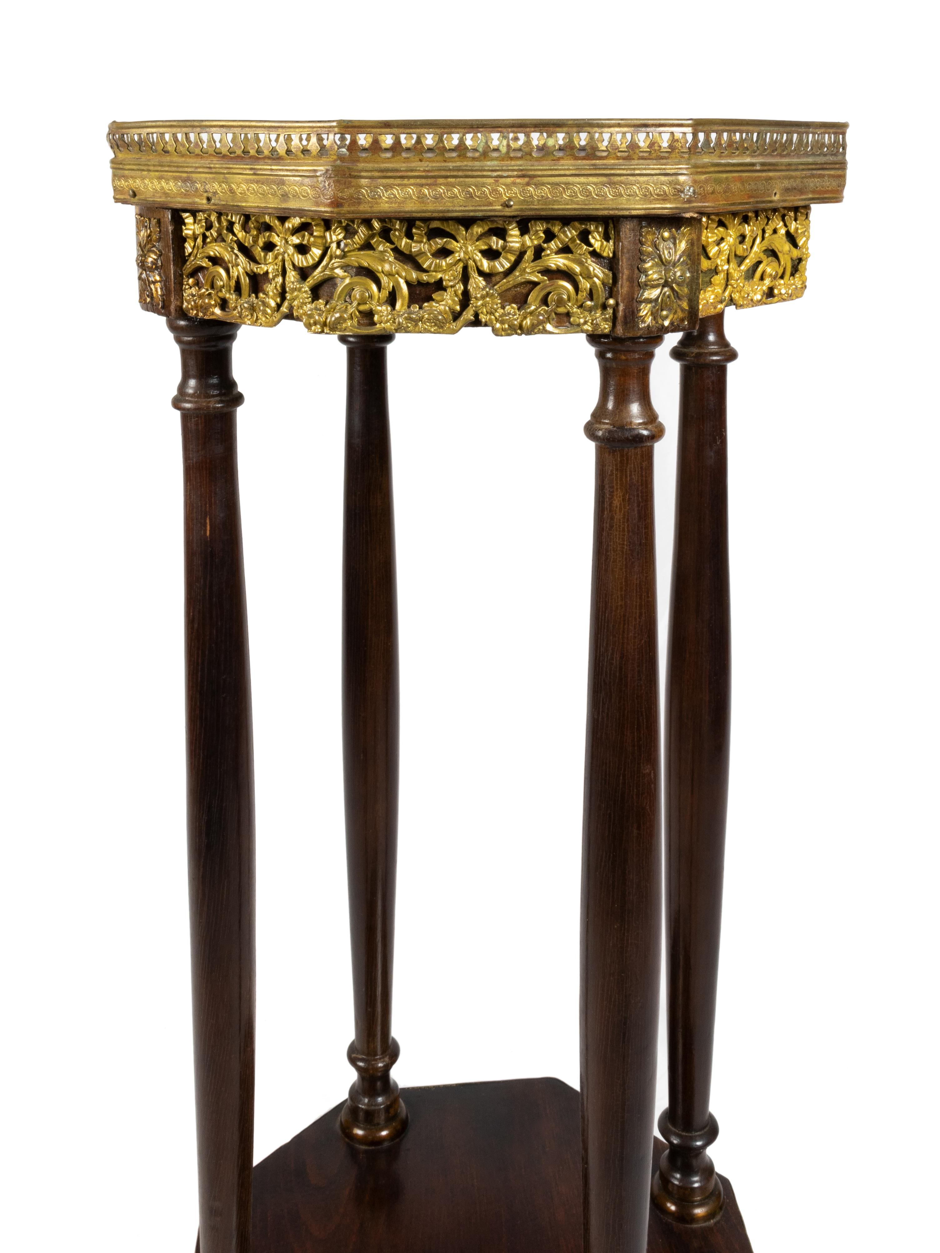 Exquisite Napoleon III Guéridon Pedestal Table, 19th Century For Sale 1