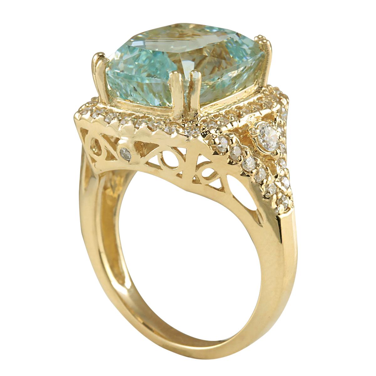 Modern Exquisite Natural Aquamarine Diamond Ring In 14 Karat Yellow Gold  For Sale