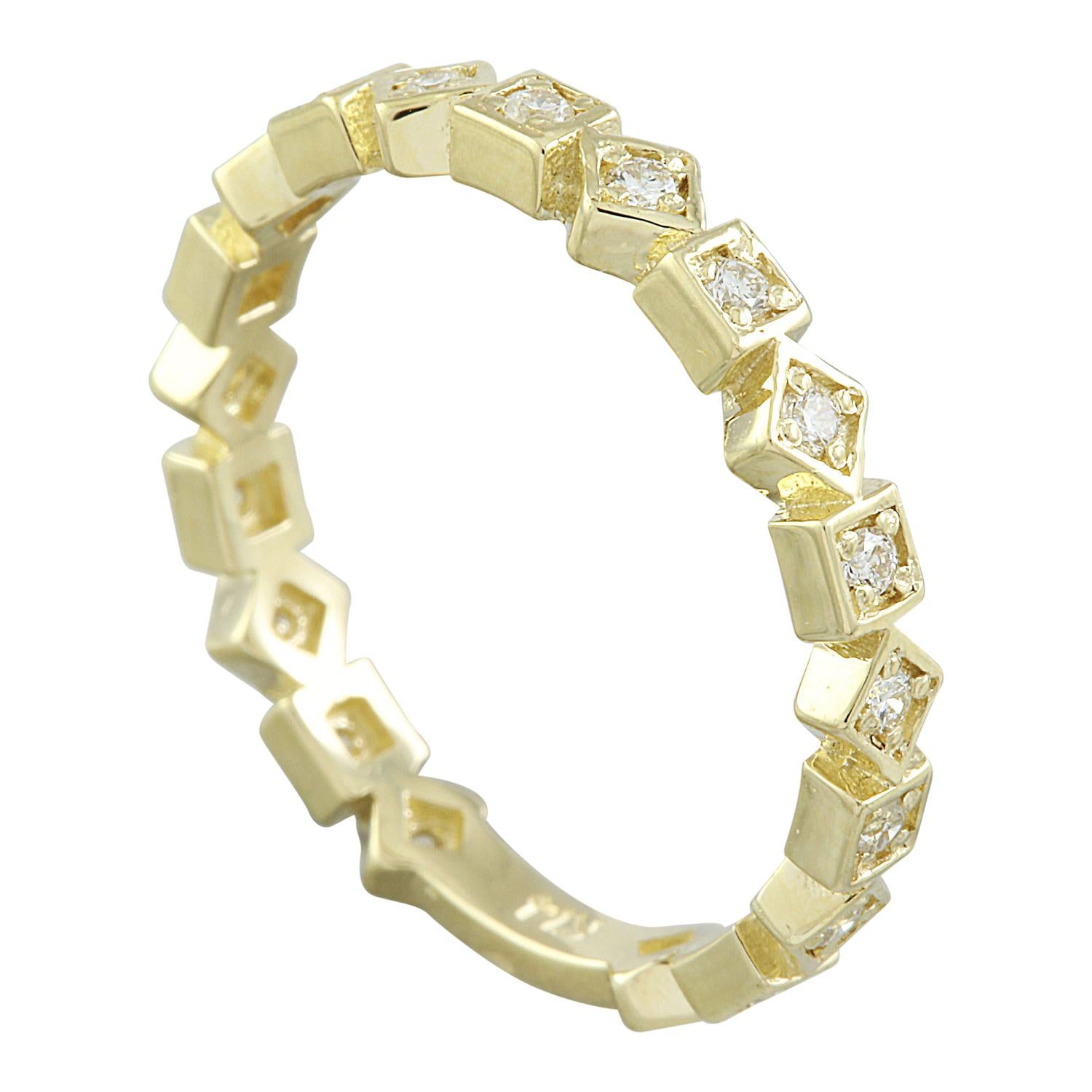 Modern Exquisite Natural Diamond Ring in 14K Solid Yellow Gold For Sale