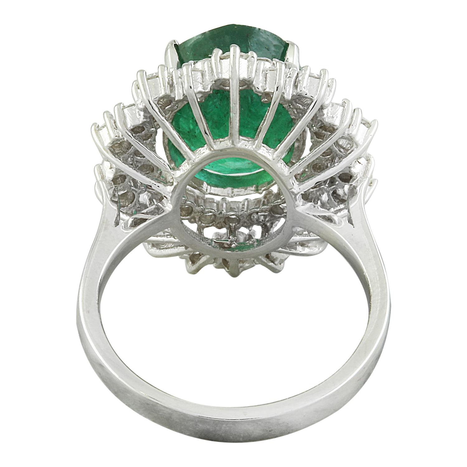 Modern Exquisite Natural Emerald Diamond Ring In 14 Karat Solid White Gold  For Sale