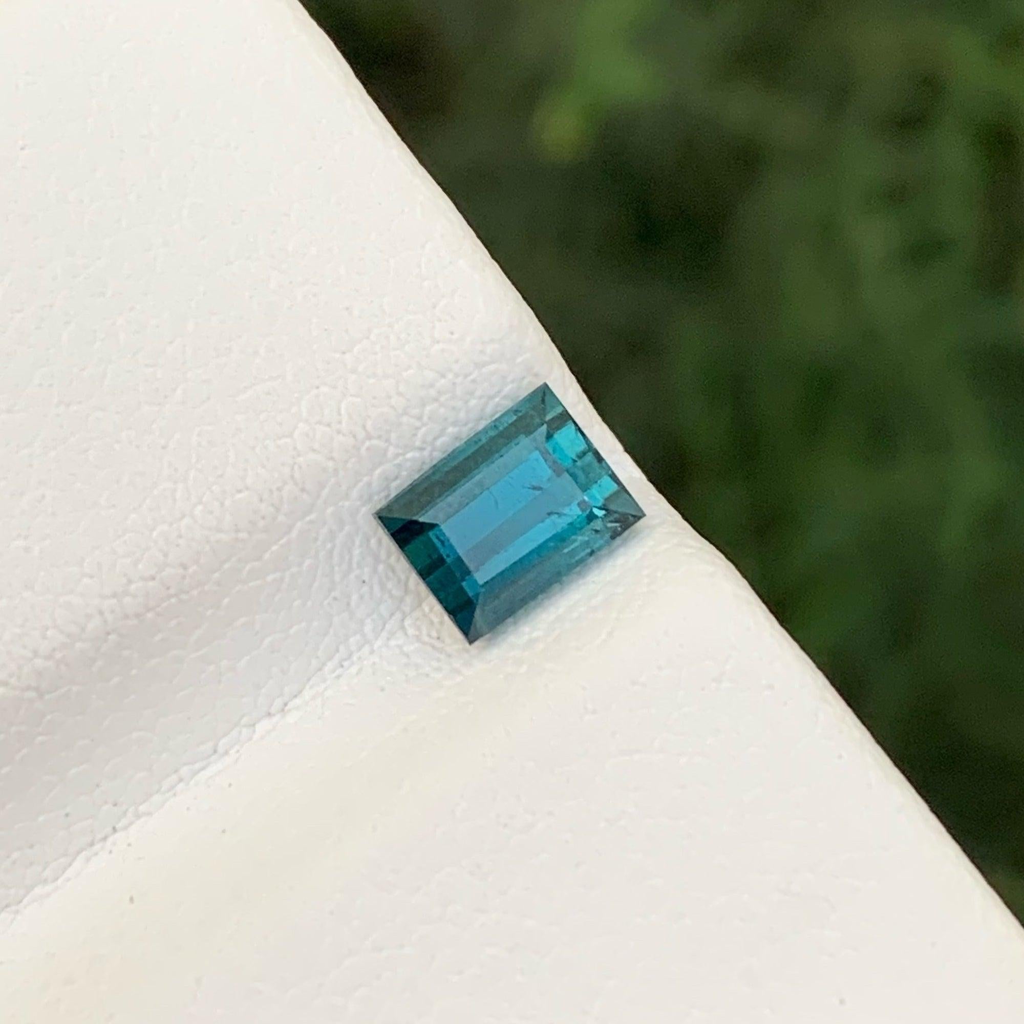 Exquisite Natural Indicolite Tourmaline Gemstone 0.95 Carats Tourmaline Jewelry  In New Condition For Sale In Bangkok, TH