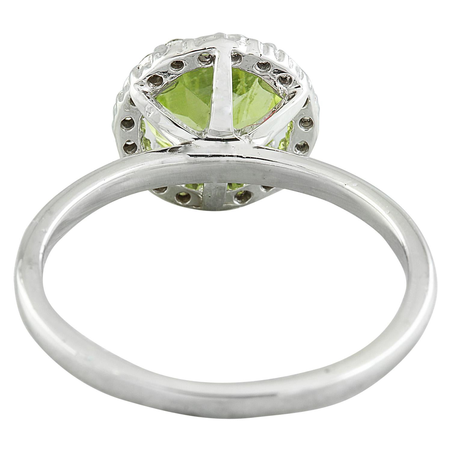 Exquisite Natural Peridot Diamond Ring In 14 Karat White Gold  In New Condition For Sale In Los Angeles, CA