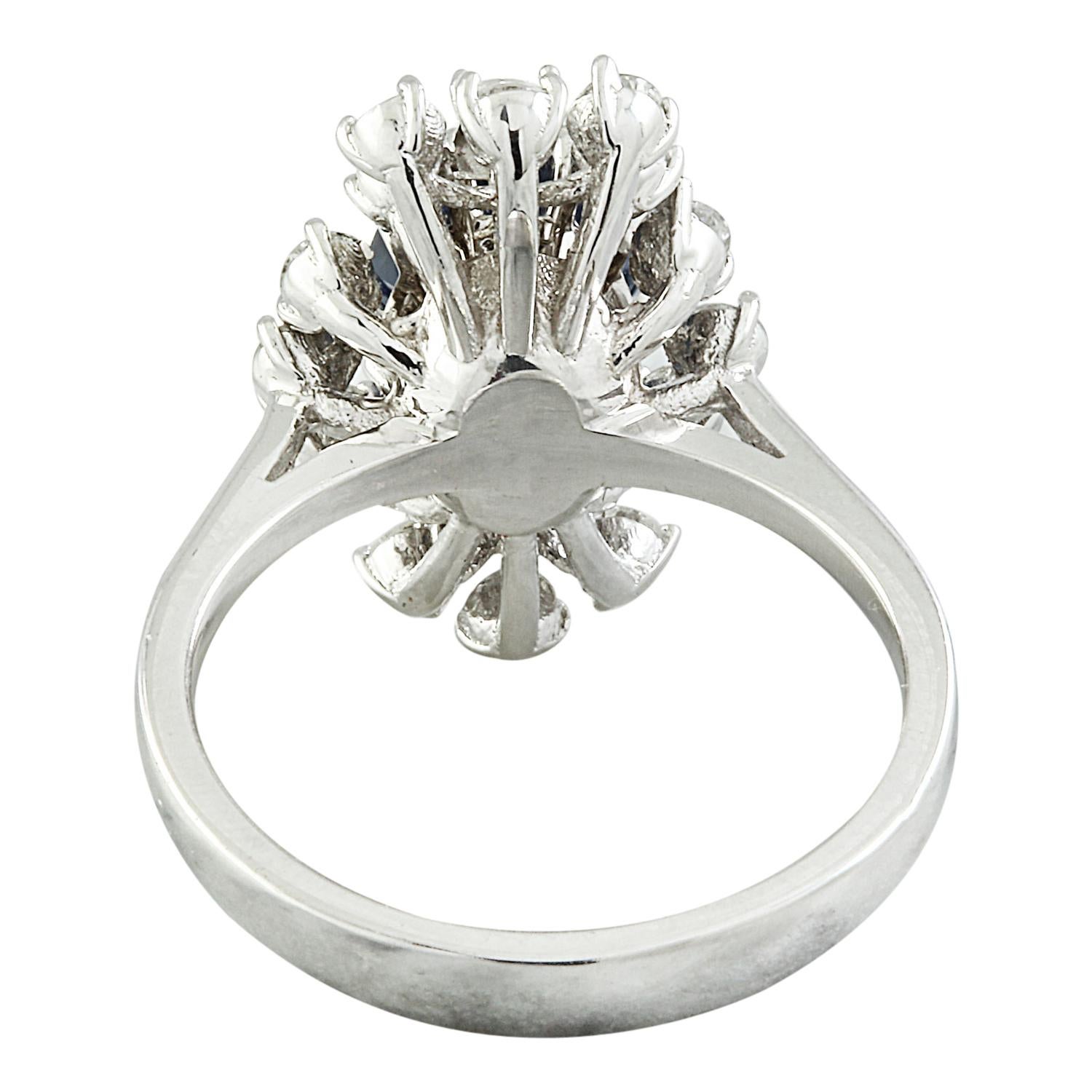 Exquisiter Ring aus 14 Karat massivem Weißgold mit natürlichem Saphir und Diamant  (Moderne) im Angebot