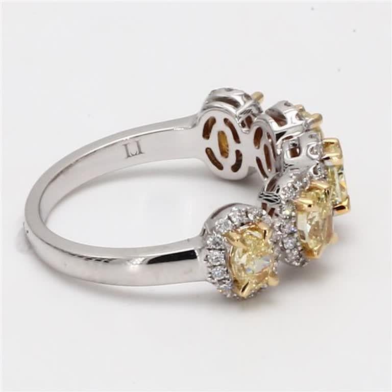 natürlicher gelber ovaler und weißer Diamant 1,48 Karat TW Gold Ehering Damen im Angebot