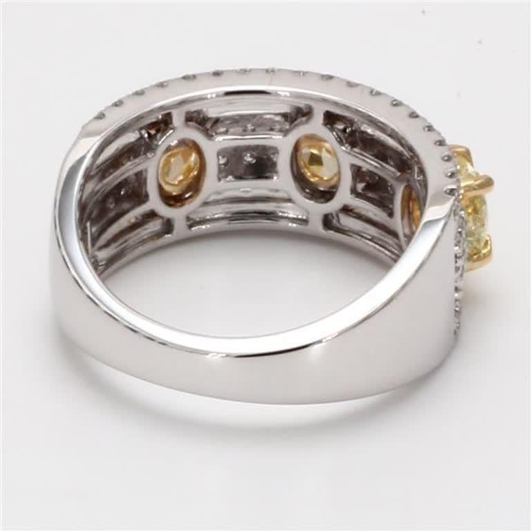Natural Yellow Oval and White Diamond 2.13 Carat TW Gold 3-Stone Wedding Band In New Condition For Sale In New York, NY