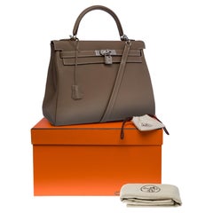 Exquisite New Hermès Kelly 32 retourne handbag strap in Etoupe Togo leather, SHW