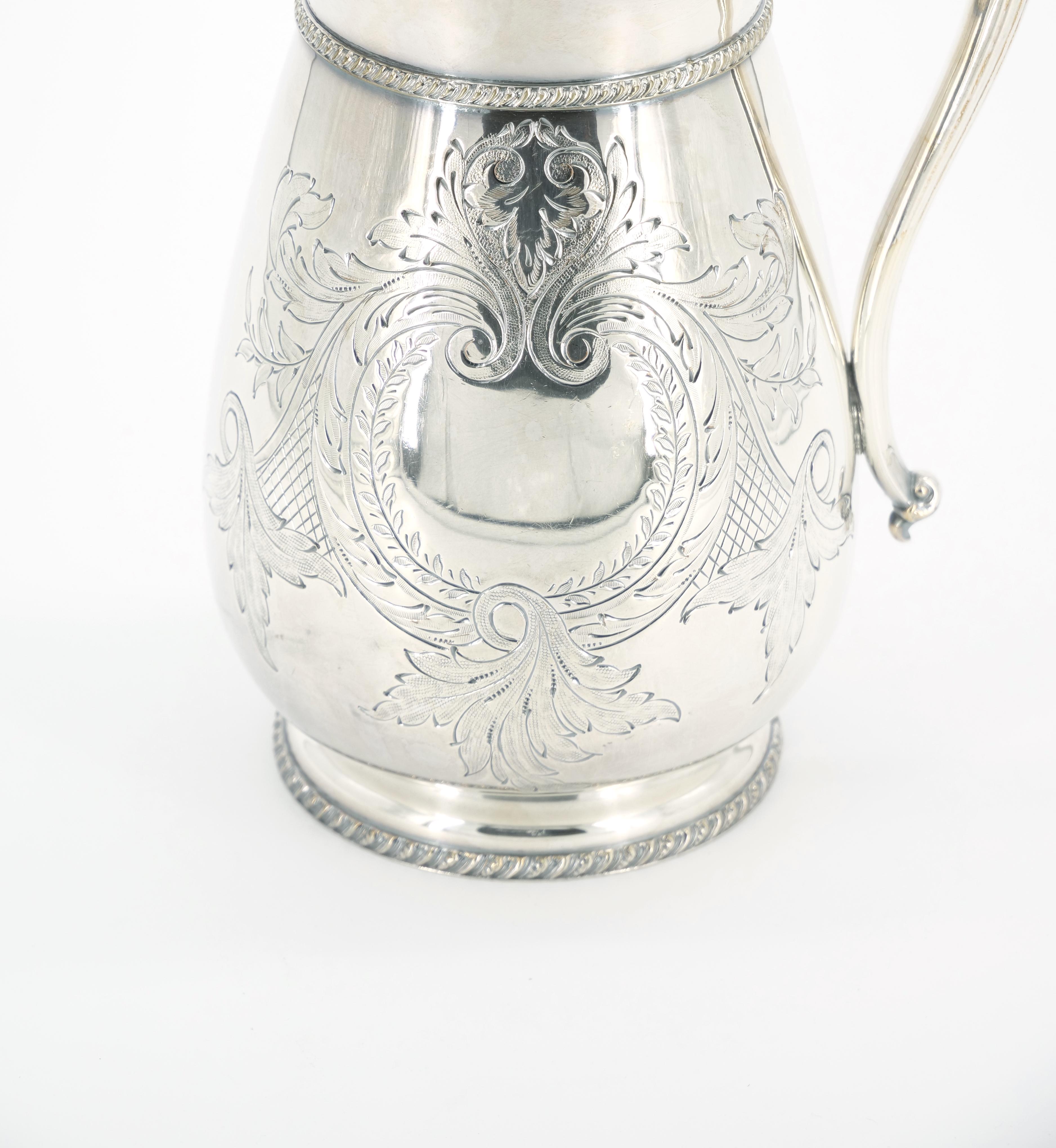 Exquisite Old English Sheffield Silver-plated Tableware Serving Pitcher For Sale 1