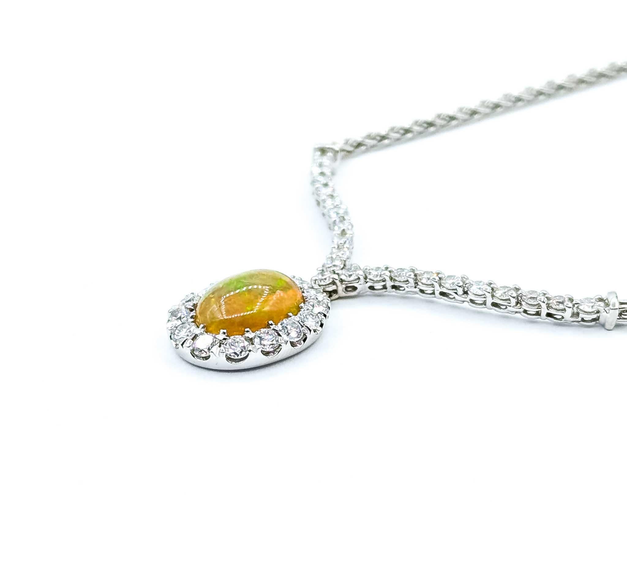 Squisita collana con opale e diamanti in oro bianco 18 carati in vendita 1
