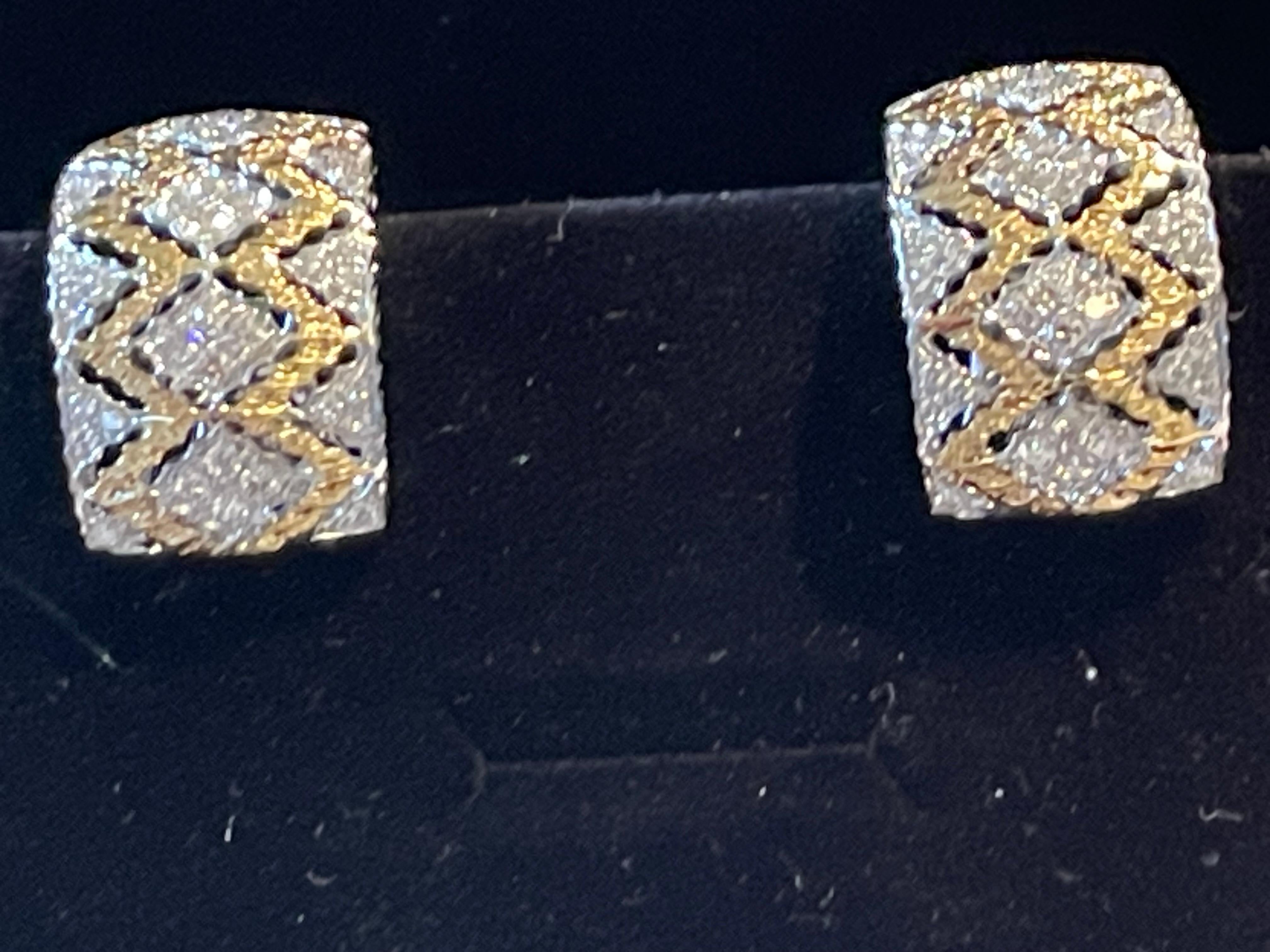 Exquisite openwork filligree 18 K yellow white Gold Huggies earrings Diamonds For Sale 1