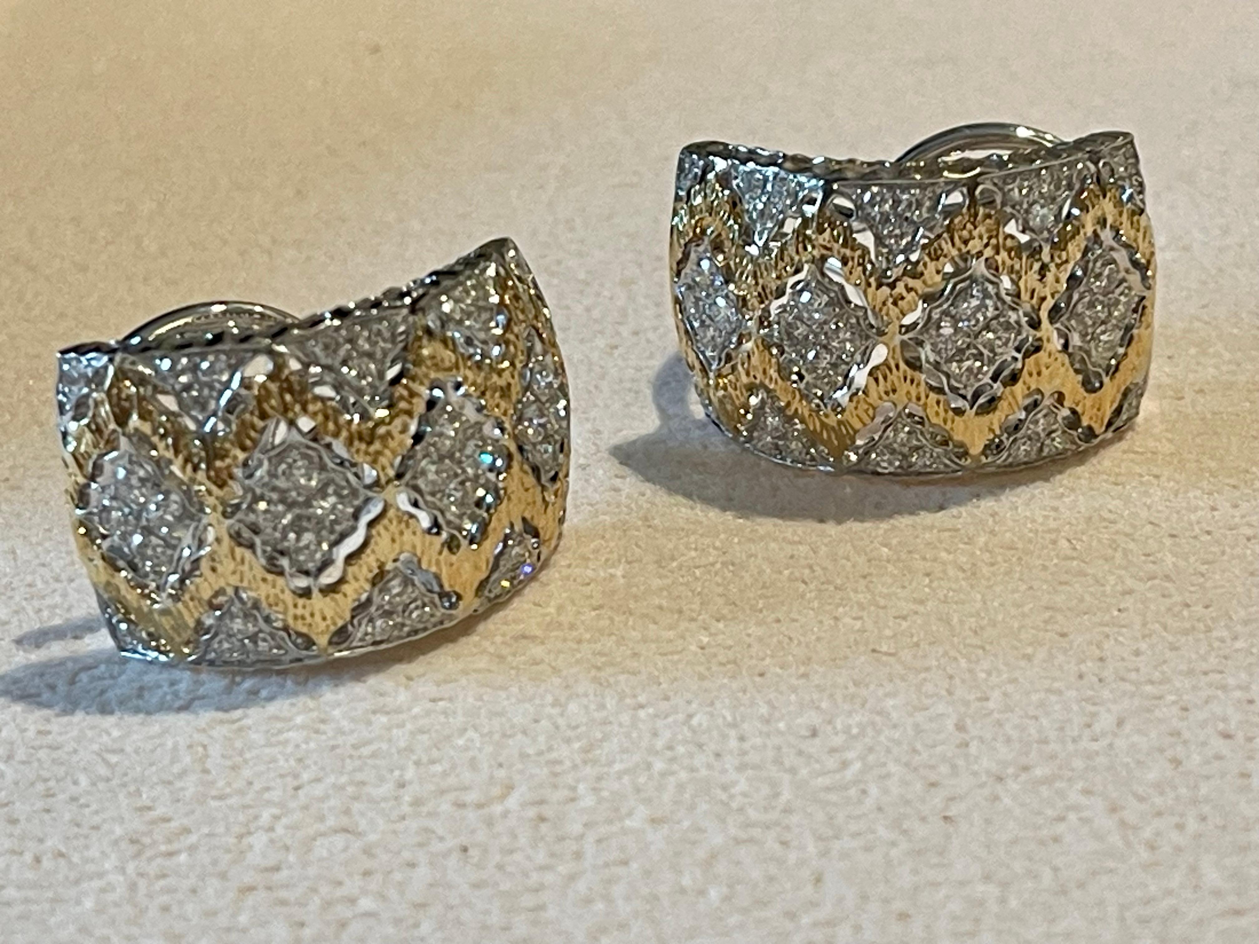 Exquisite openwork filligree 18 K yellow white Gold Huggies earrings Diamonds For Sale 2