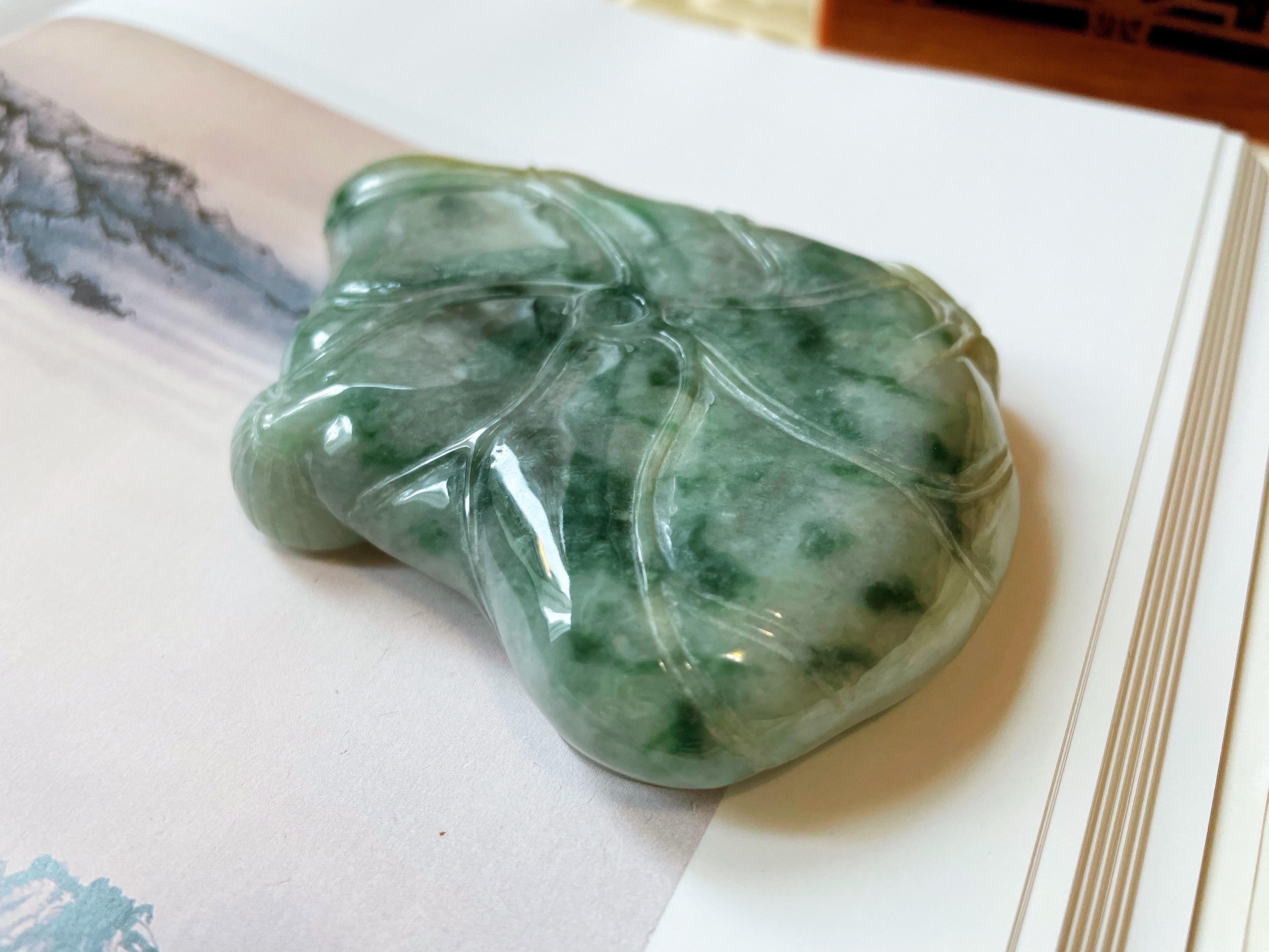 Squisita ciotola di giada per inchiostro, vassoio per le ceneri, realizzata a mano in Myanmar. in vendita 7