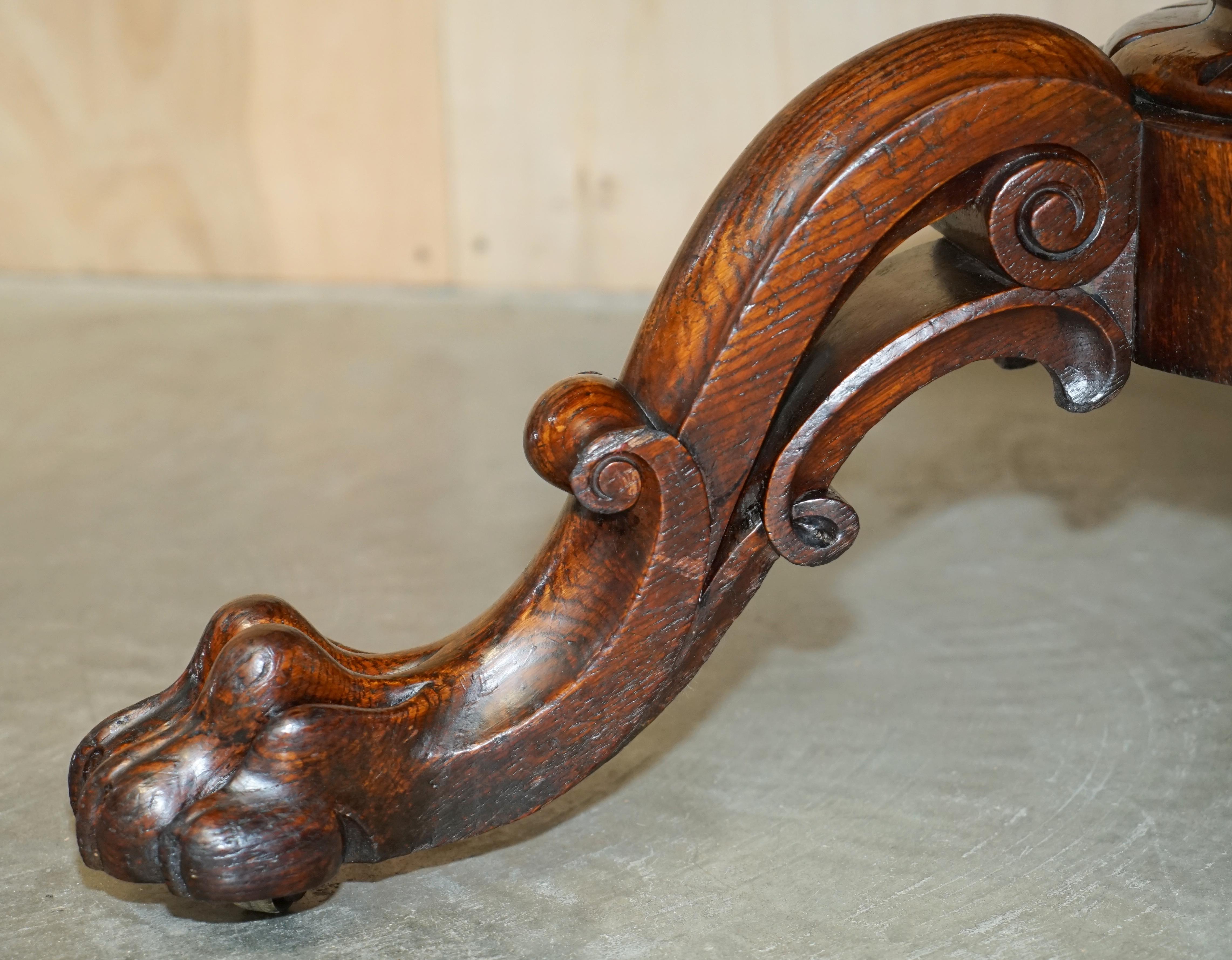 TABLE À MANCHESTER BURR WALNUT DINING CENTRE EXQUISITE ET ORIGINALE LAMB OF MANCHESTER en vente 1