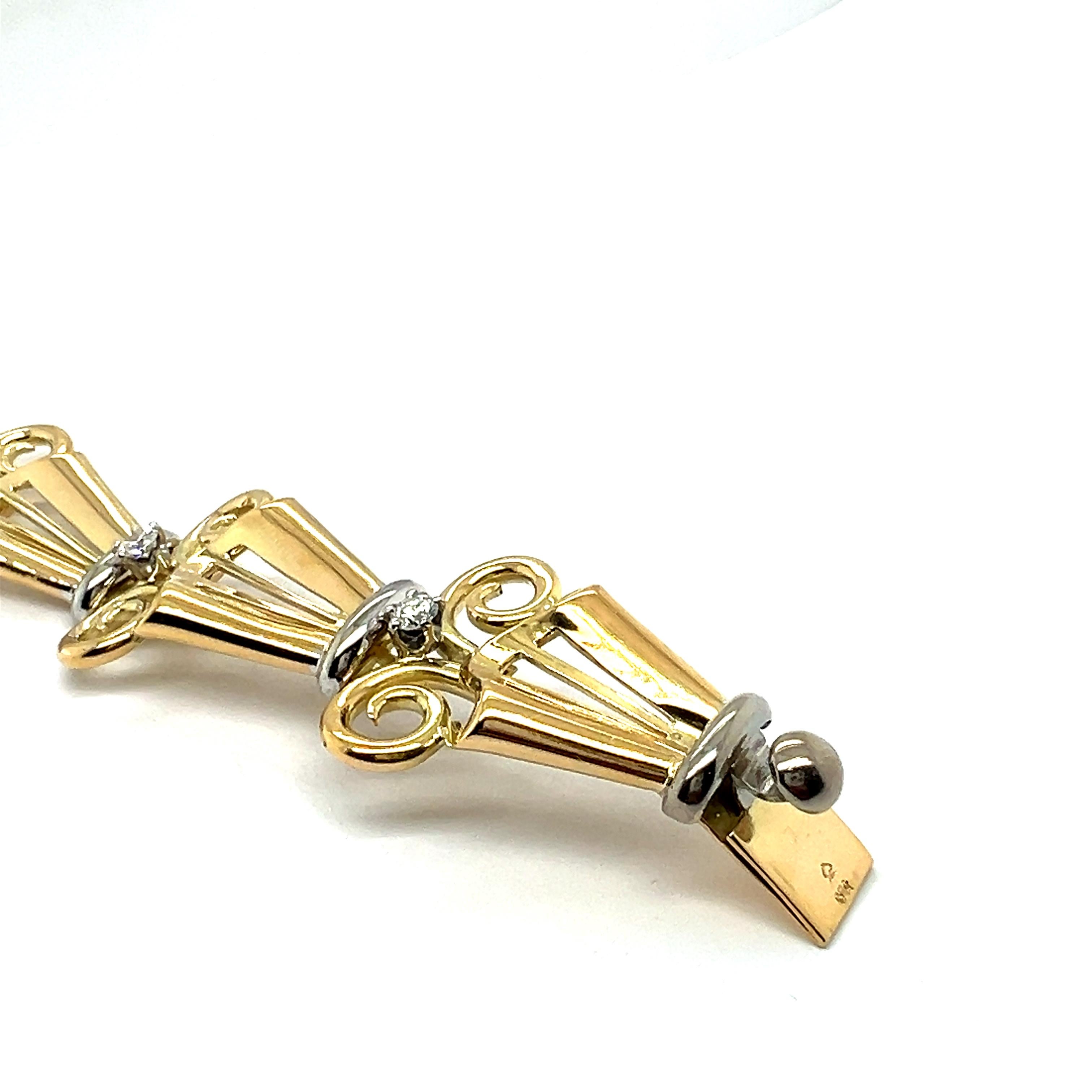 Exquisite Ornate Bracelet with Diamonds in 18 Karat Yellow & White Gold For Sale 4