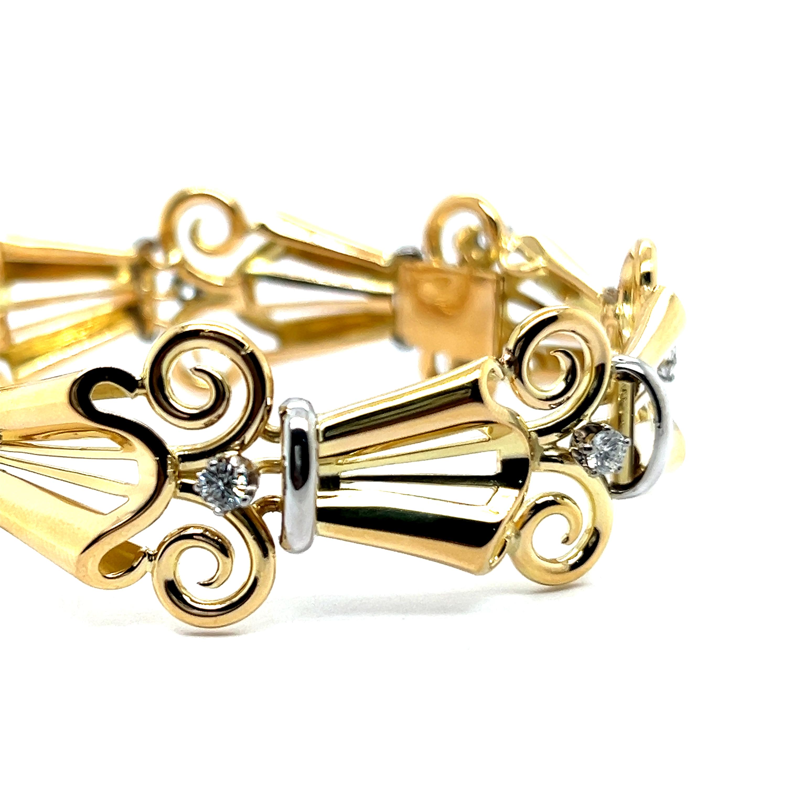 Exquisite Ornate Bracelet with Diamonds in 18 Karat Yellow & White Gold For Sale 3