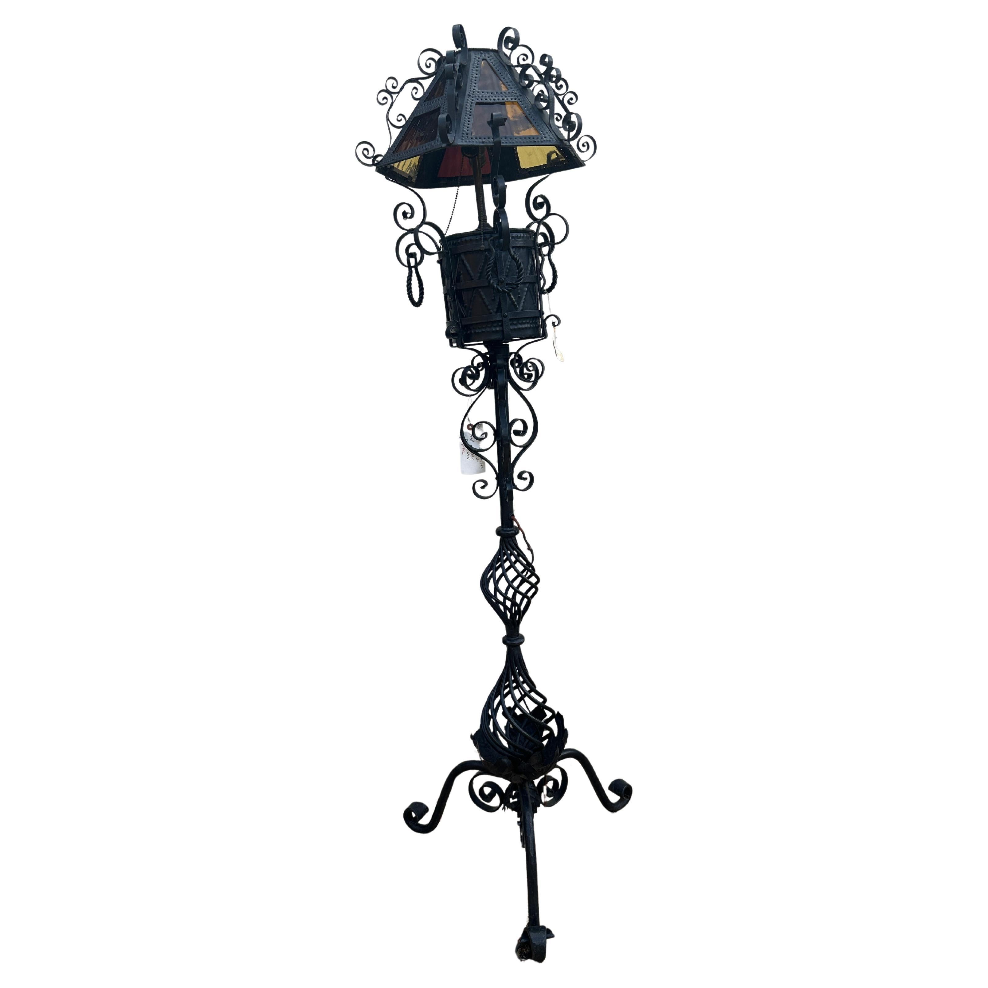 Exquisite Ornate Wrought Iron Floor Lamp - W7532 For Sale