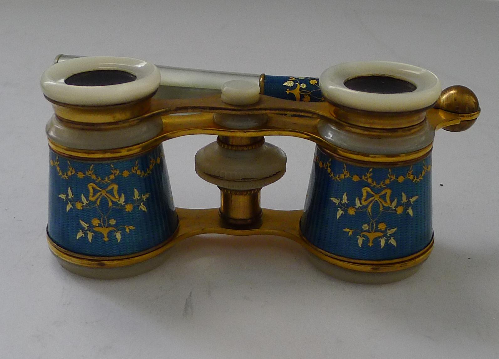 Laiton Exquisite Pair French Enamel Opera Glasses c.1920 en vente