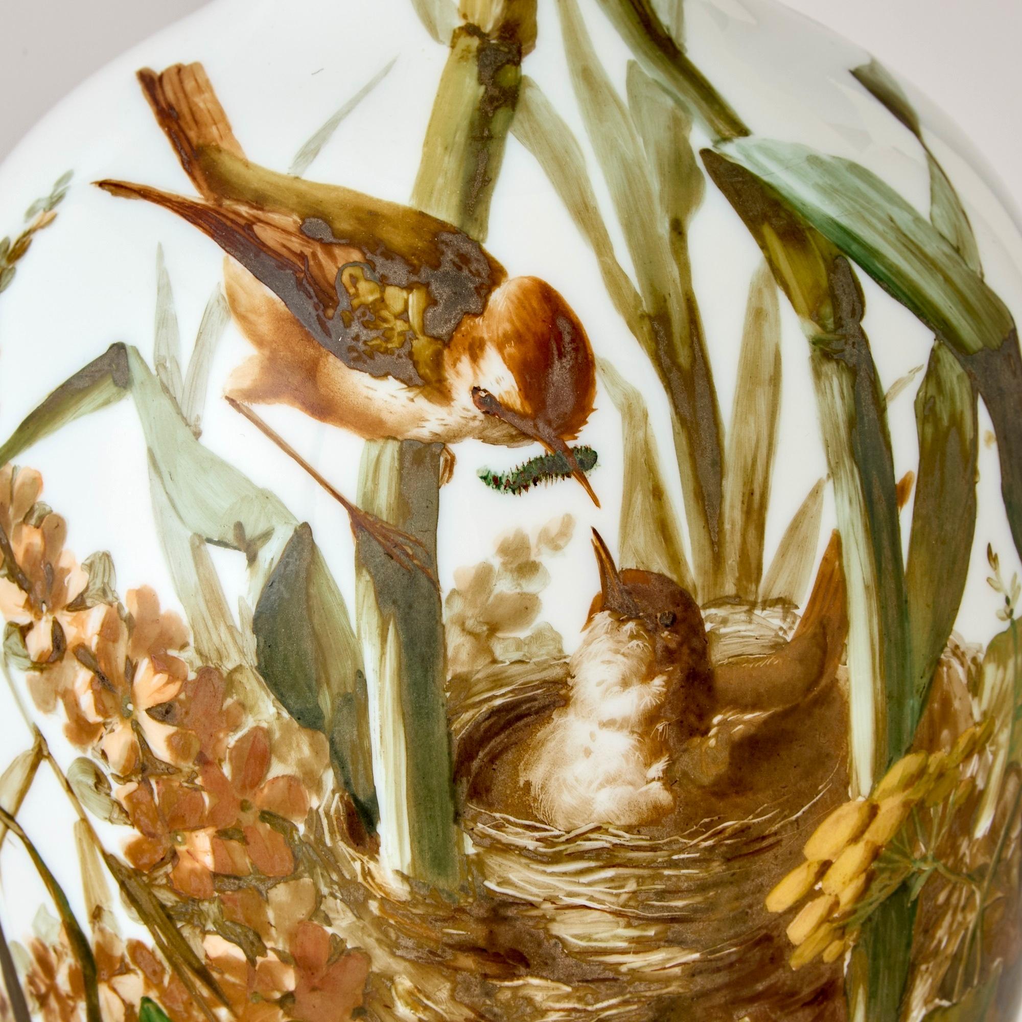 Exquisite Pair of 19th Century French Hand-Painted Opaline Glass Decorative Vase For Sale 6