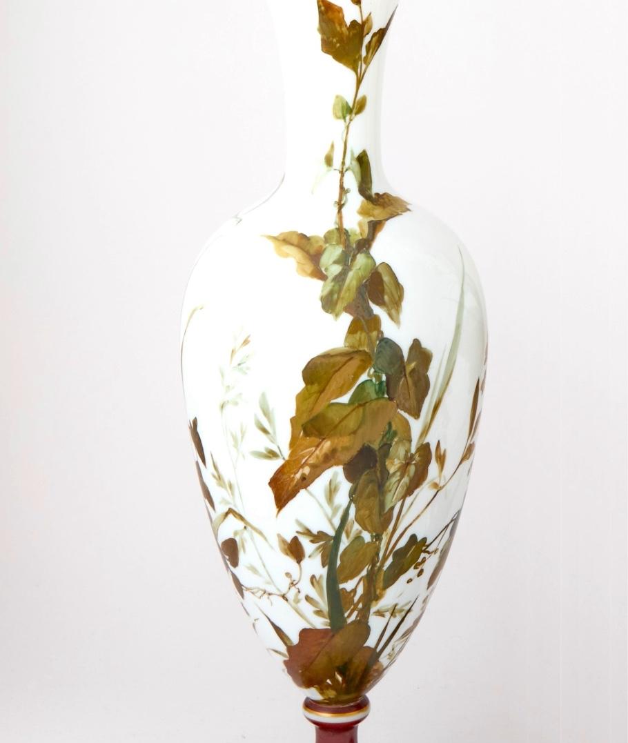 Exquisite Pair of 19th Century French Hand-Painted Opaline Glass Decorative Vase In Good Condition For Sale In Tarry Town, NY