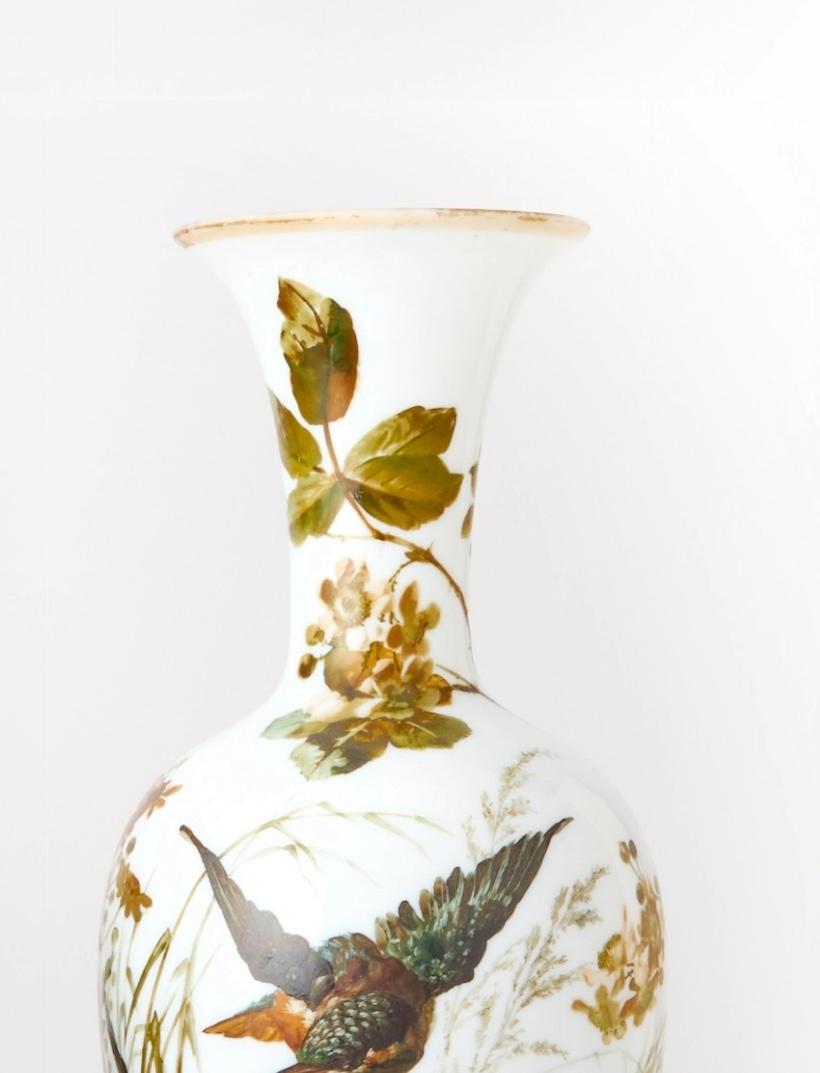 Exquisite Pair of 19th Century French Hand-Painted Opaline Glass Decorative Vase For Sale 3