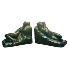 Exquisito par de sujetalibros desnudos antiguos Salvatore Morani de Armor Bronze