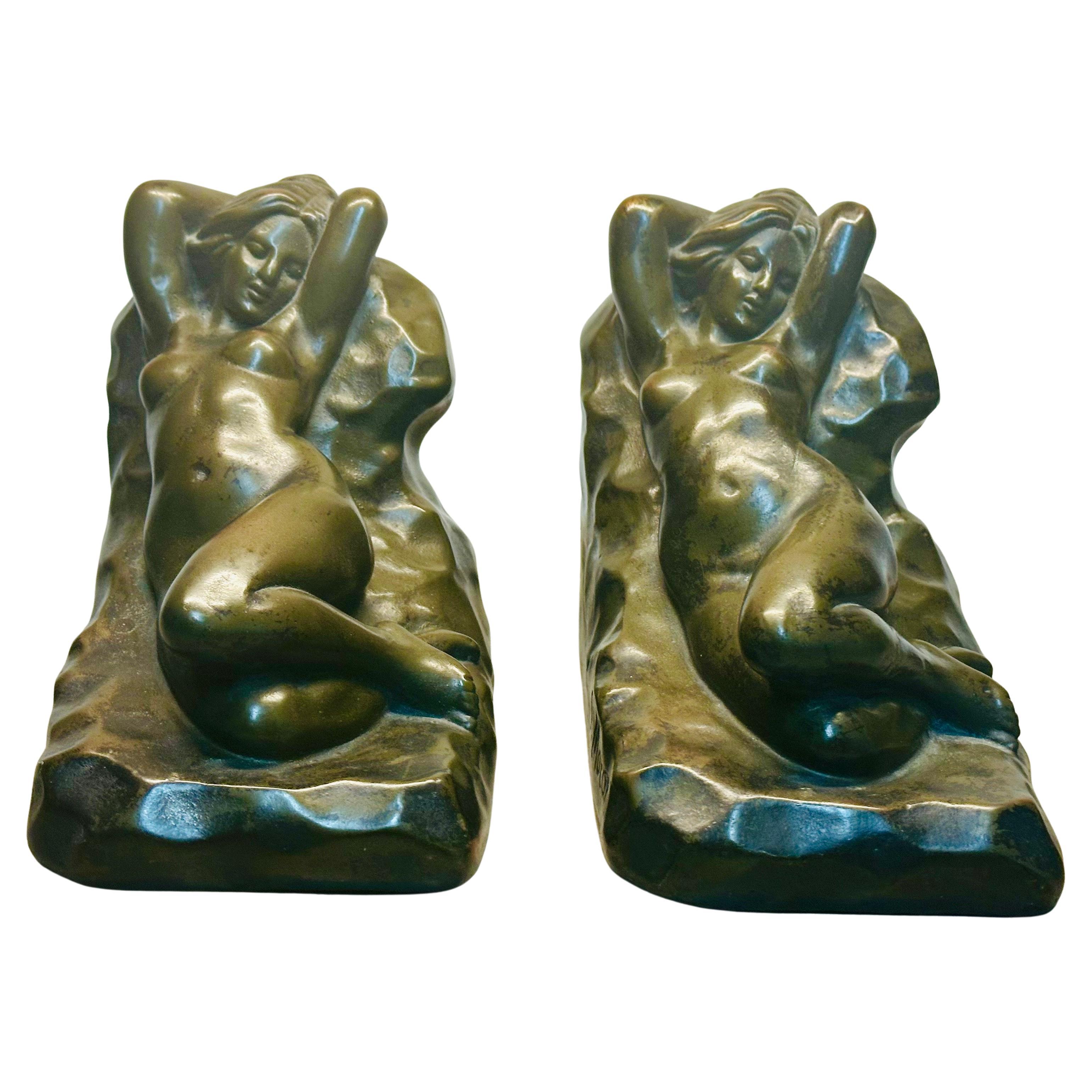 Exquisite Pair of Antique Salvatore Morani Nude Bookends for Armor Bronze