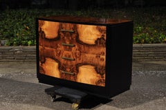 Magnifique paire de commodes Art Déco de l'estimable Donald Deskey pour Widdicomb