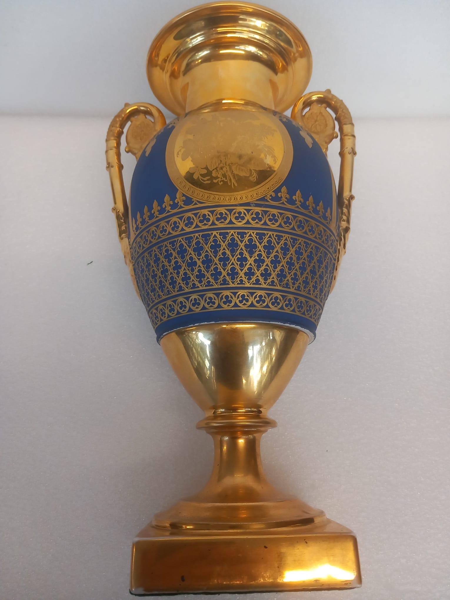 Napoleon III Exquisite Pair of Bleu de Roi Paris Porcelain Vases, Circa 1810-1815, Napoleonic