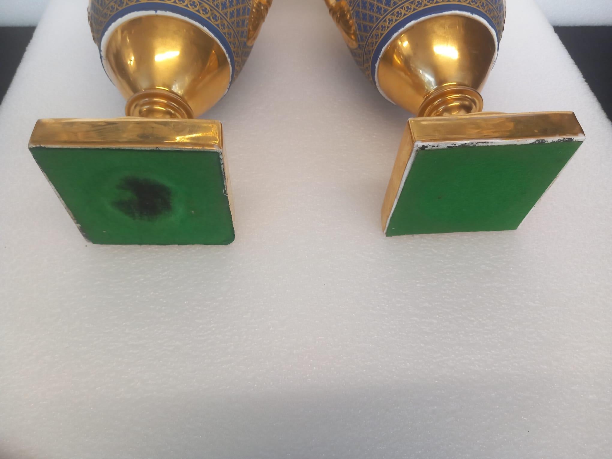 French Exquisite Pair of Bleu de Roi Paris Porcelain Vases, Circa 1810-1815, Napoleonic
