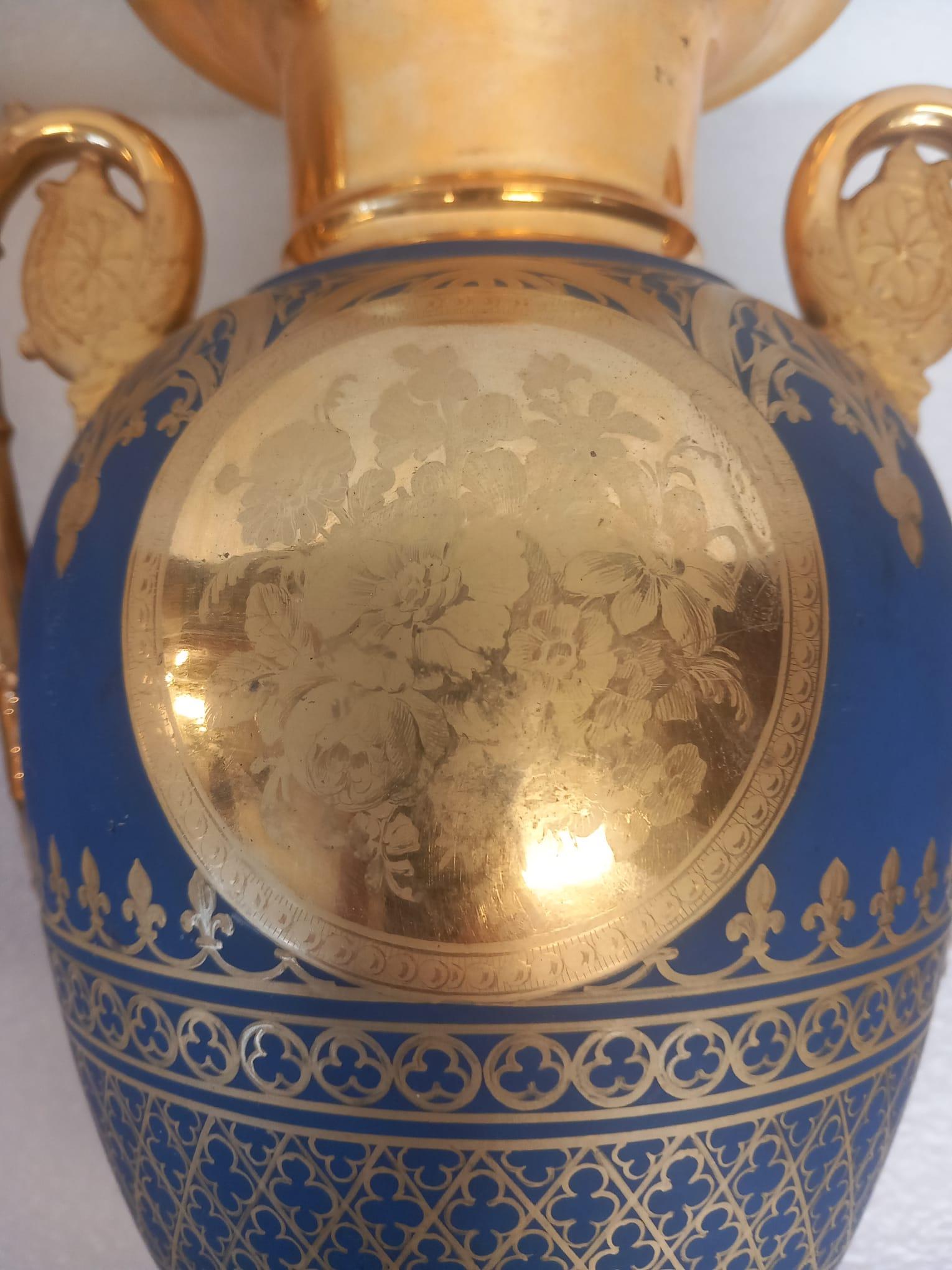 19th Century Exquisite Pair of Bleu de Roi Paris Porcelain Vases, Circa 1810-1815, Napoleonic