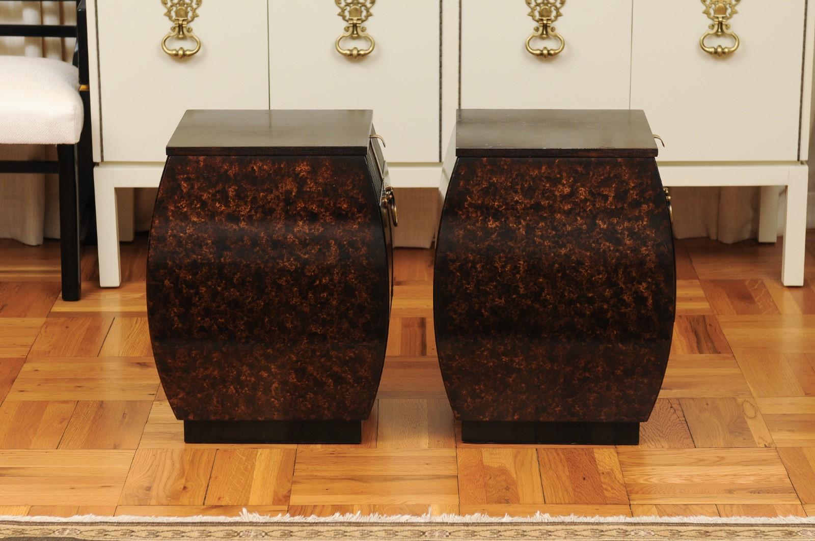 Exquisite Pair of Bombe Small Chests by Bert England for Widdicomb, circa 1965 In Excellent Condition For Sale In Atlanta, GA