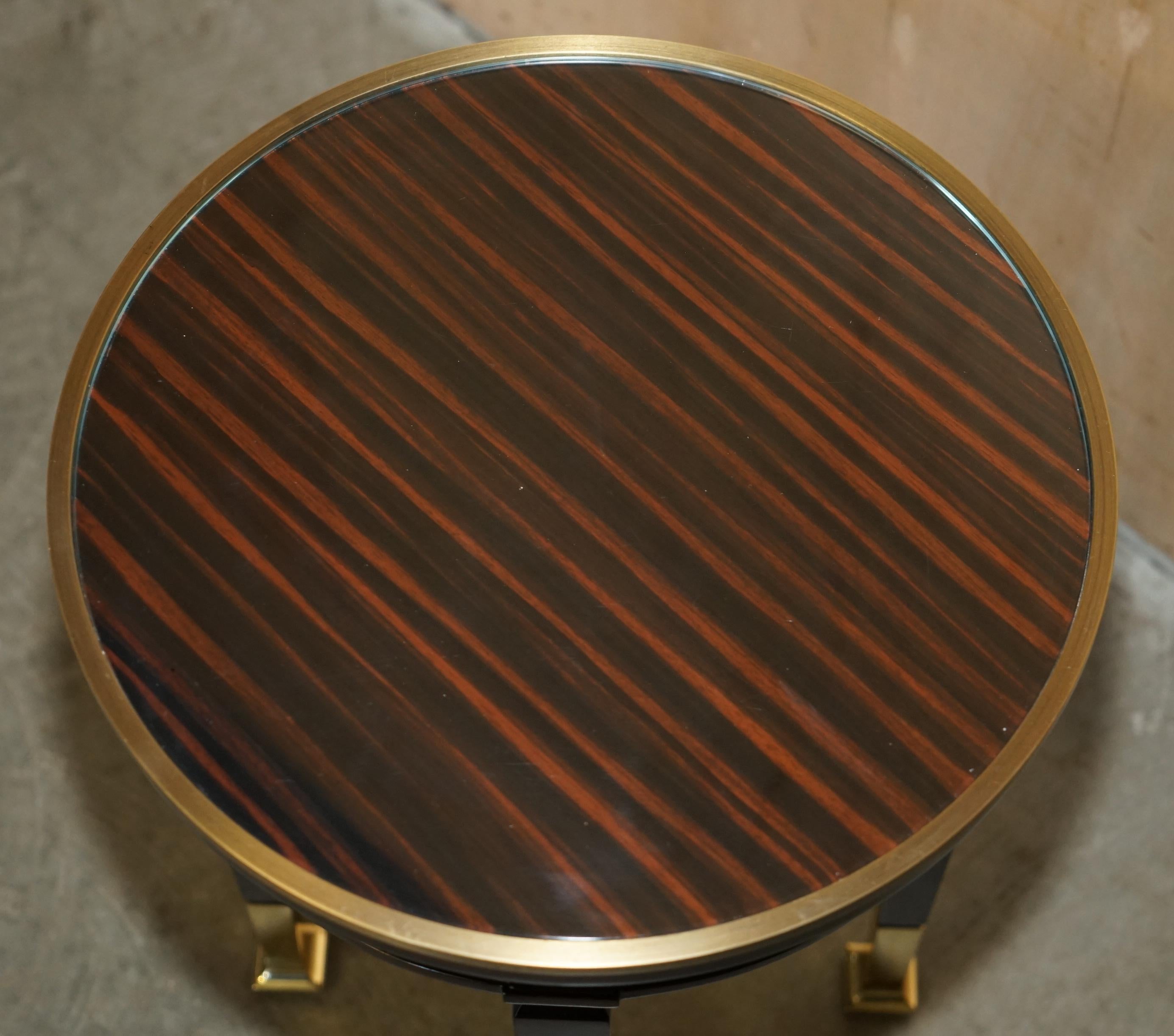 Paire exquise de tables d'appoint BRASS & MASSCAR EBONY DECCA Bon état - En vente à West Sussex, Pulborough