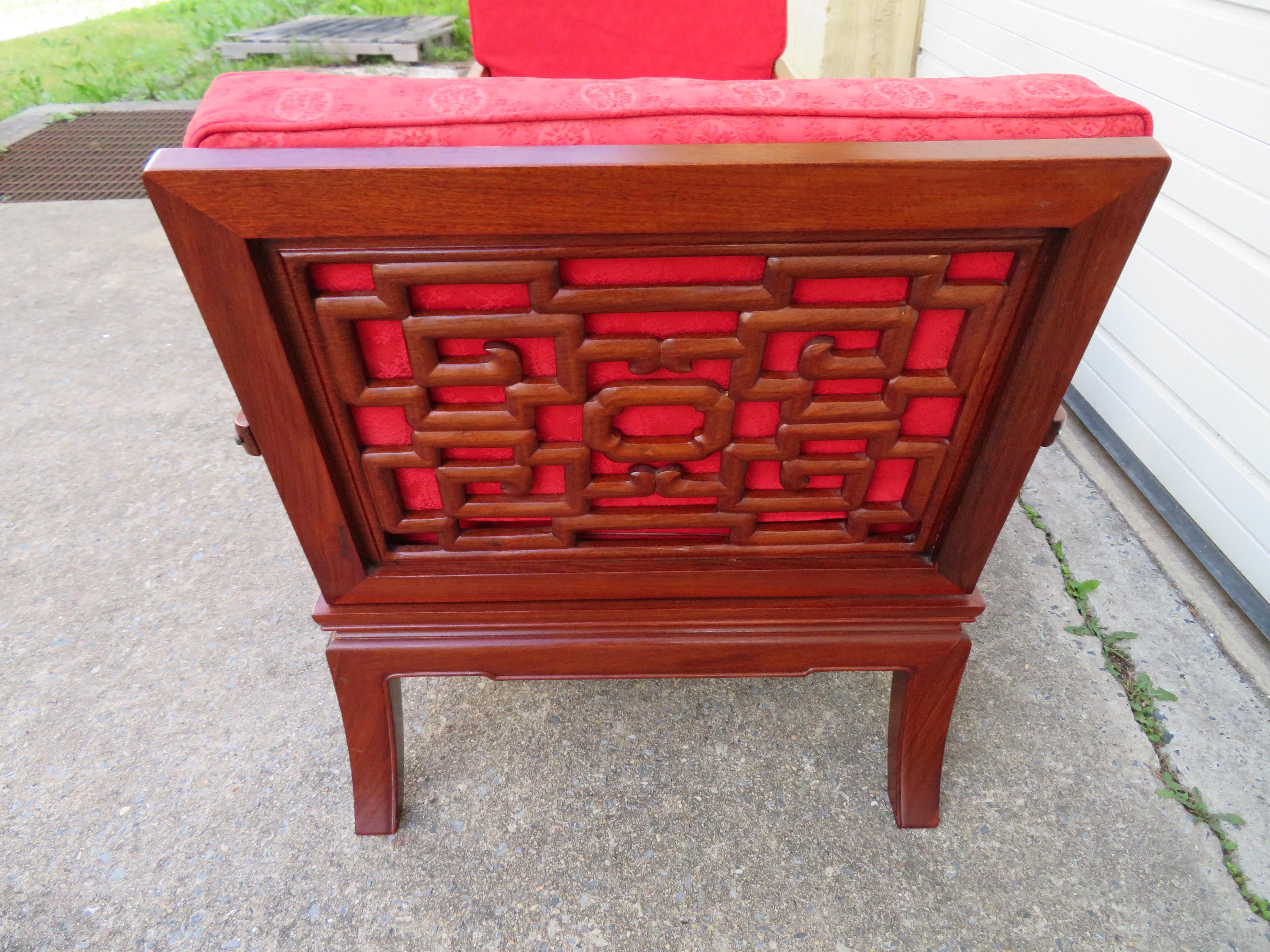 Chinese Exquisite Pair of Chinoiserie Ming Style Carved Rosewood Chairs Asian Modern For Sale