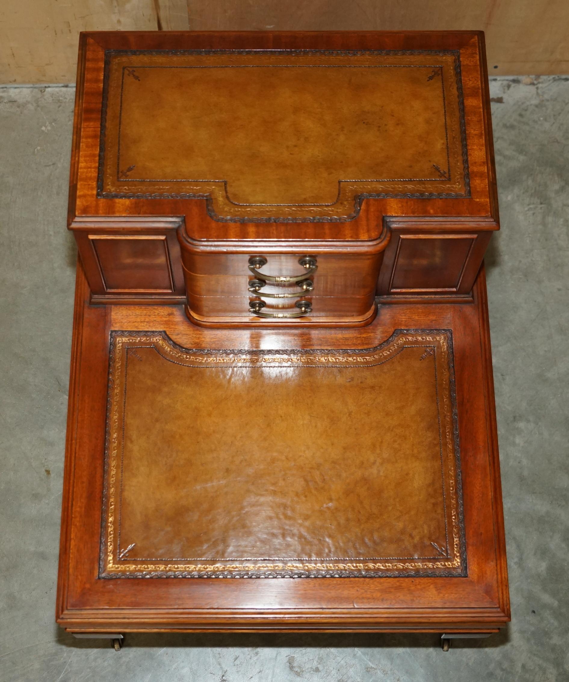 EXQUISITE PAIR OF FULLY RESTORED BROWN LEATHER SIDE END BOOK TABLES WITH DRAWERs For Sale 12