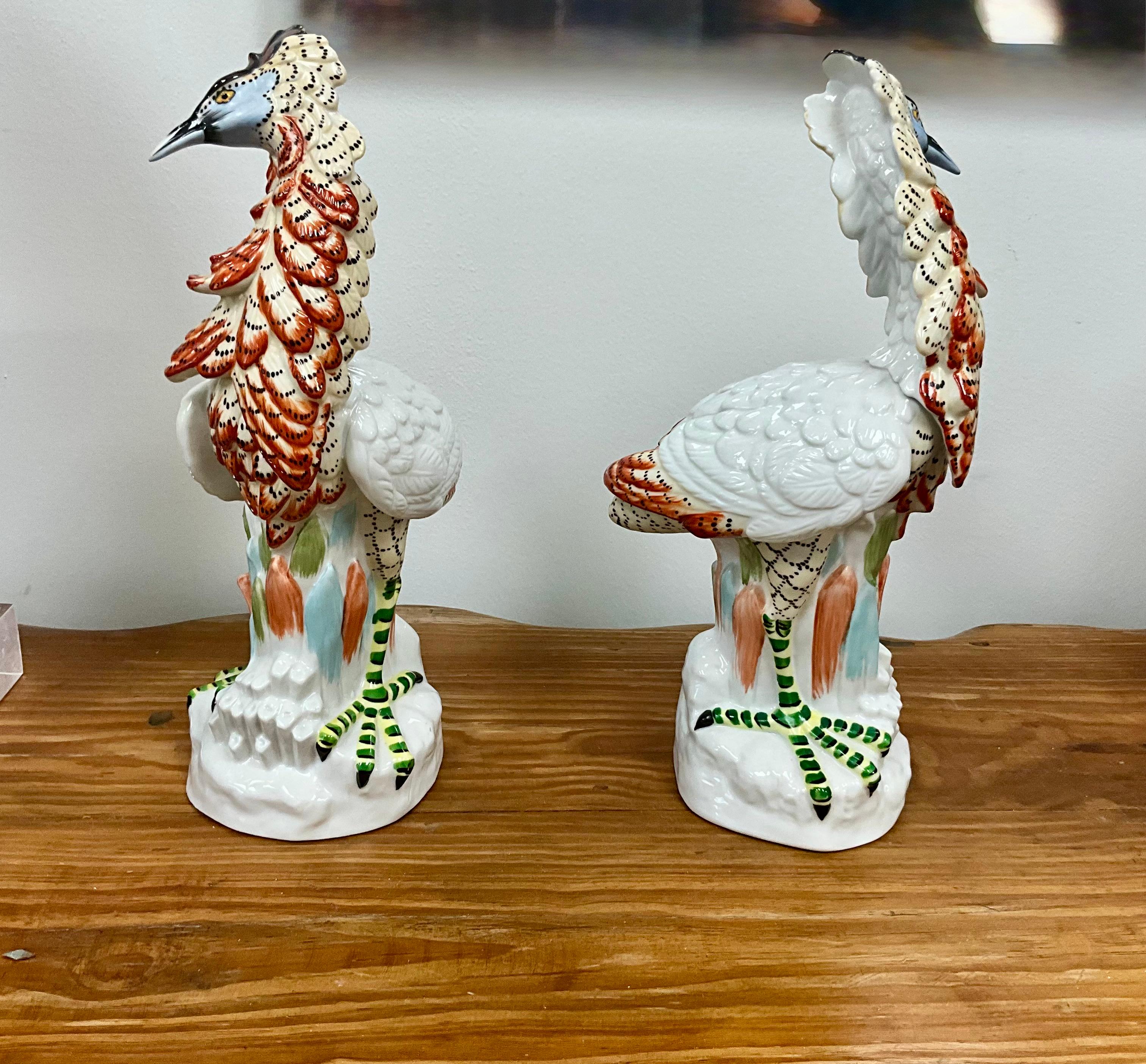 Squisita coppia di uccelli Mottahedah dipinti a mano - Porcellana italiana In condizioni buone a West Palm Beach, US