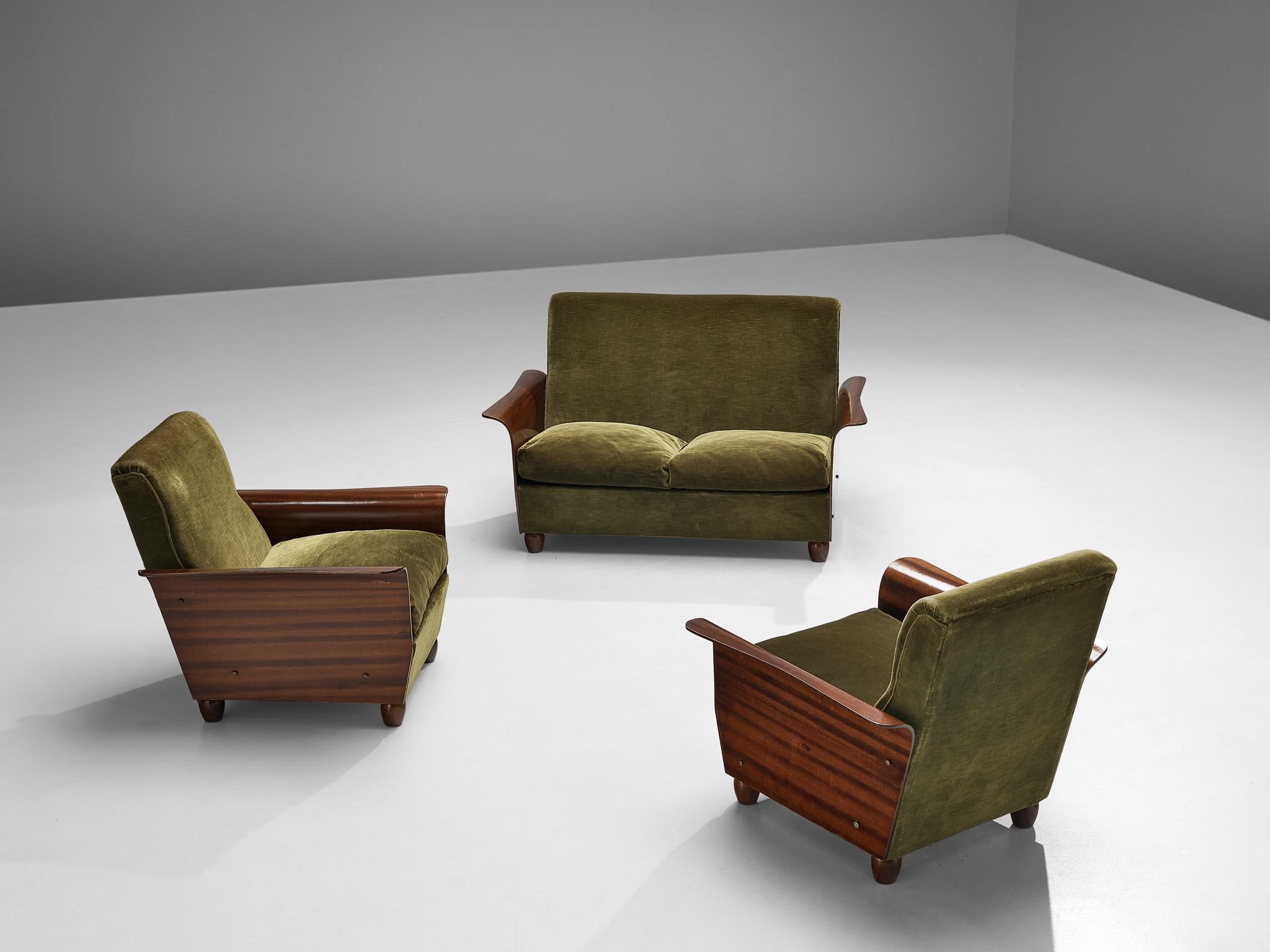 Exquisite Pair of Italian Lounge Chairs in Green Velvet Upholstery and Mahogany 3