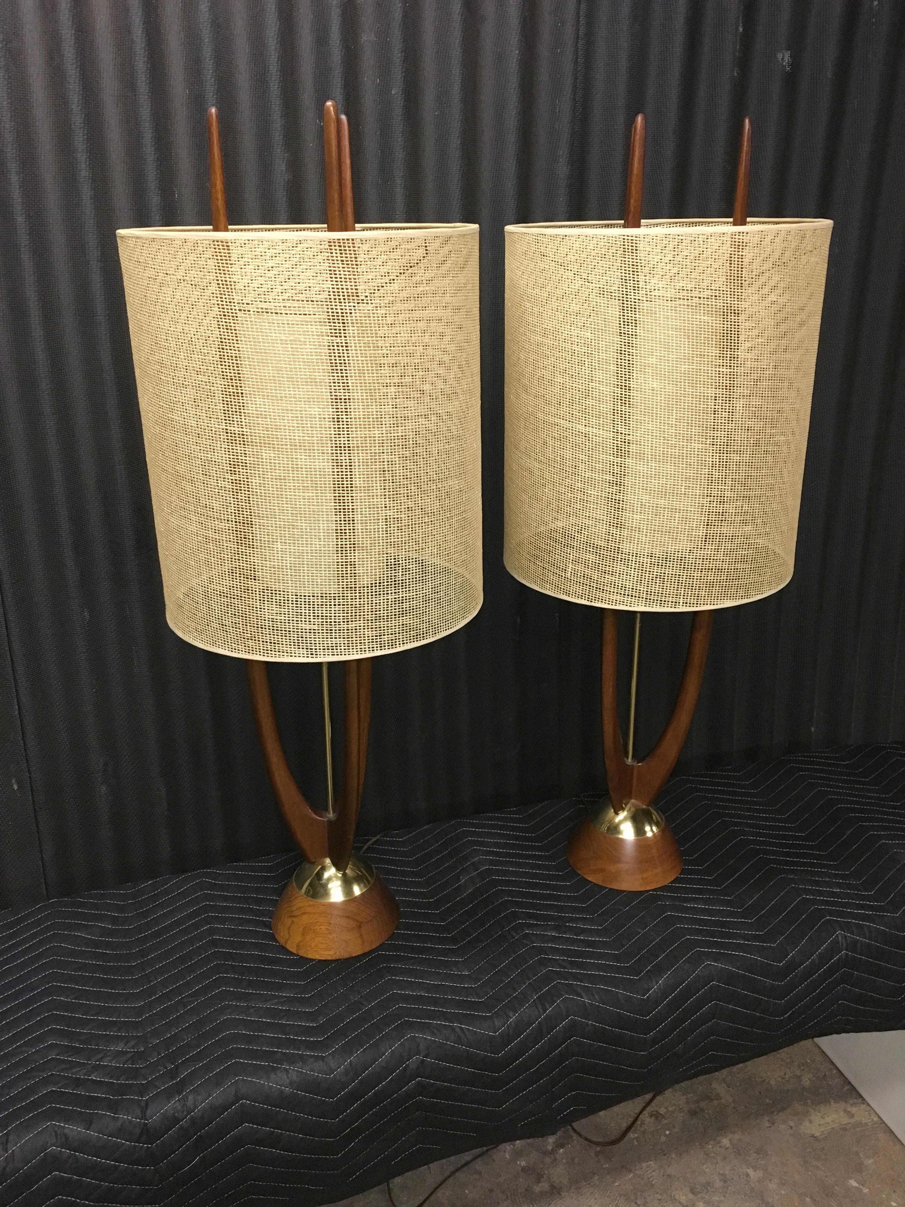 Mid-Century Modern Exquisite Pair of Lamps by Modeline