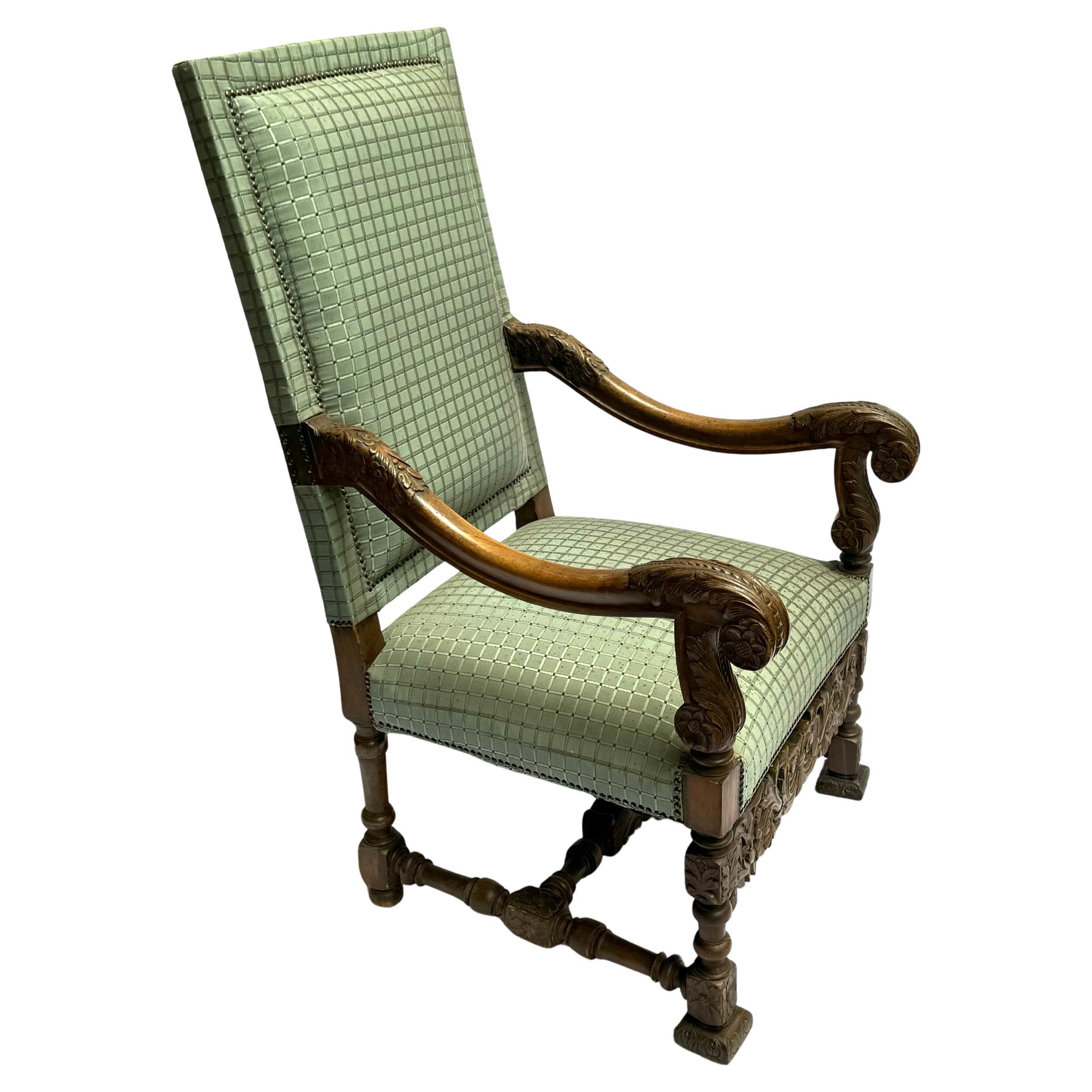 Squisita coppia di poltrone in stile Luigi XIV - fine XIX secolo, noce
Questa magnifica coppia di poltrone in stile Luigi XIV della fine del XIX secolo esemplifica la grandezza e la maestria dell'epoca. Scolpiti in noce massiccio, questi imponenti