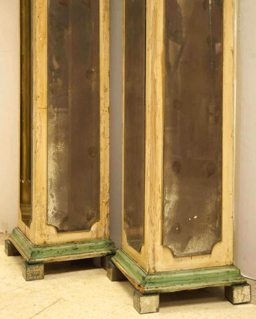 French Exquisite Pair of Mirrored Pedestals in Style of Maison Jansen For Sale