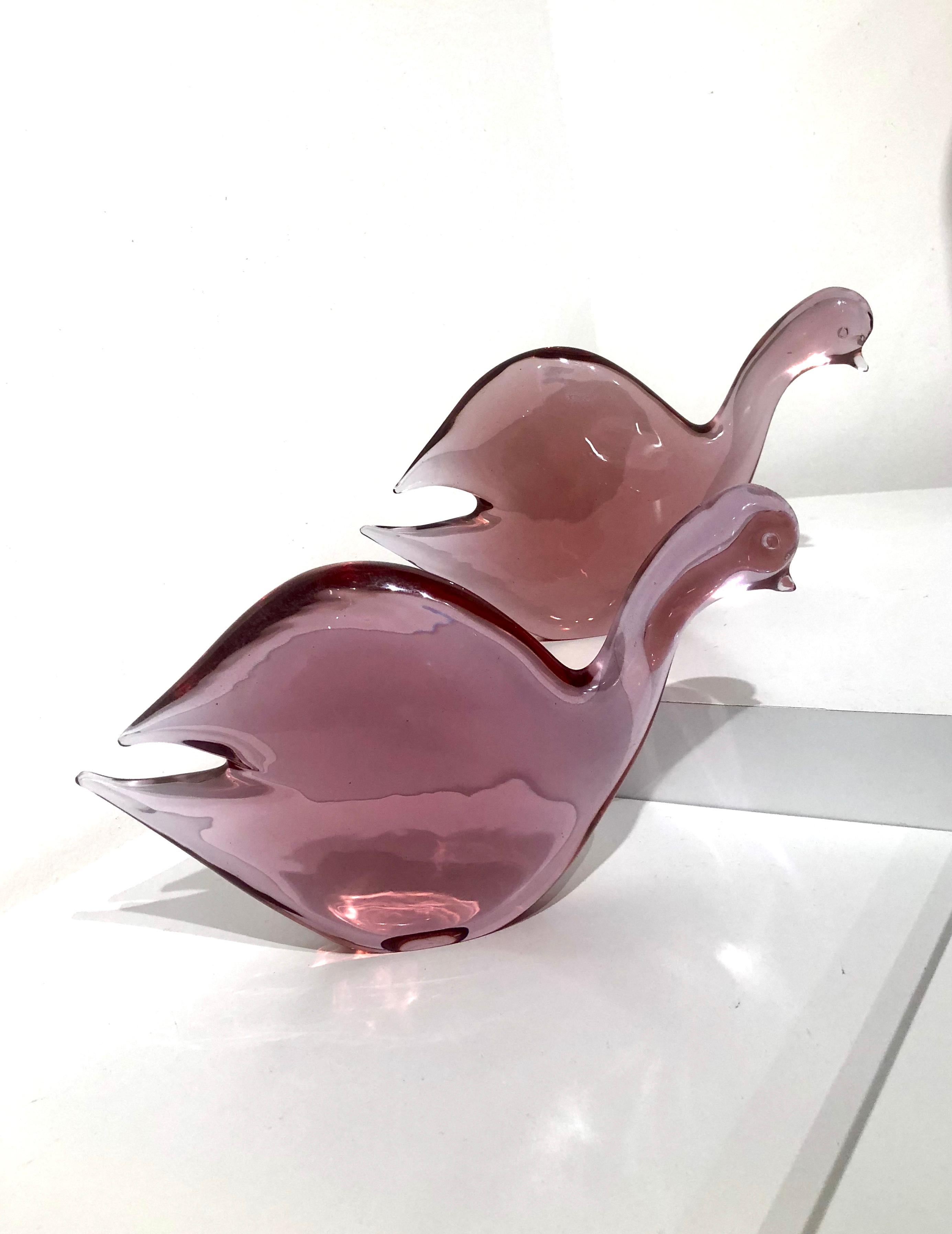 Beautiful pair of Italian Murano, glass sculptures pigeons in pink no chips on cracks or scratches.