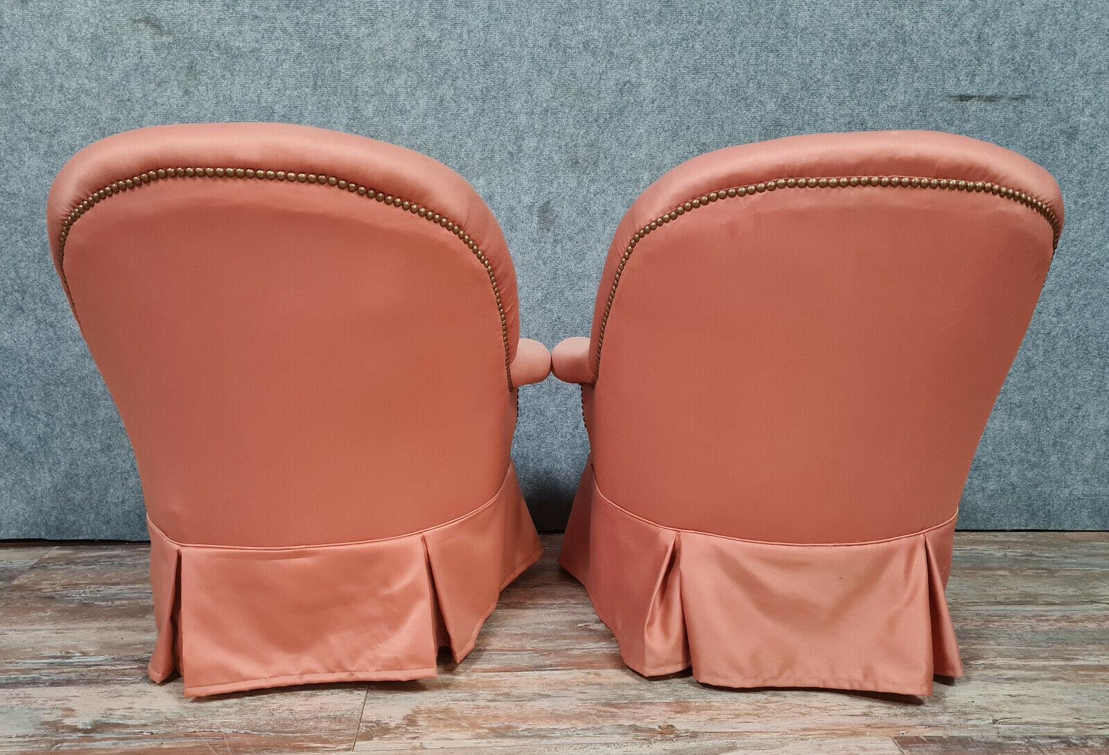 Milieu du XIXe siècle Exquise paire de fauteuils Crapaud d'époque Napoléon III -1X09 en vente
